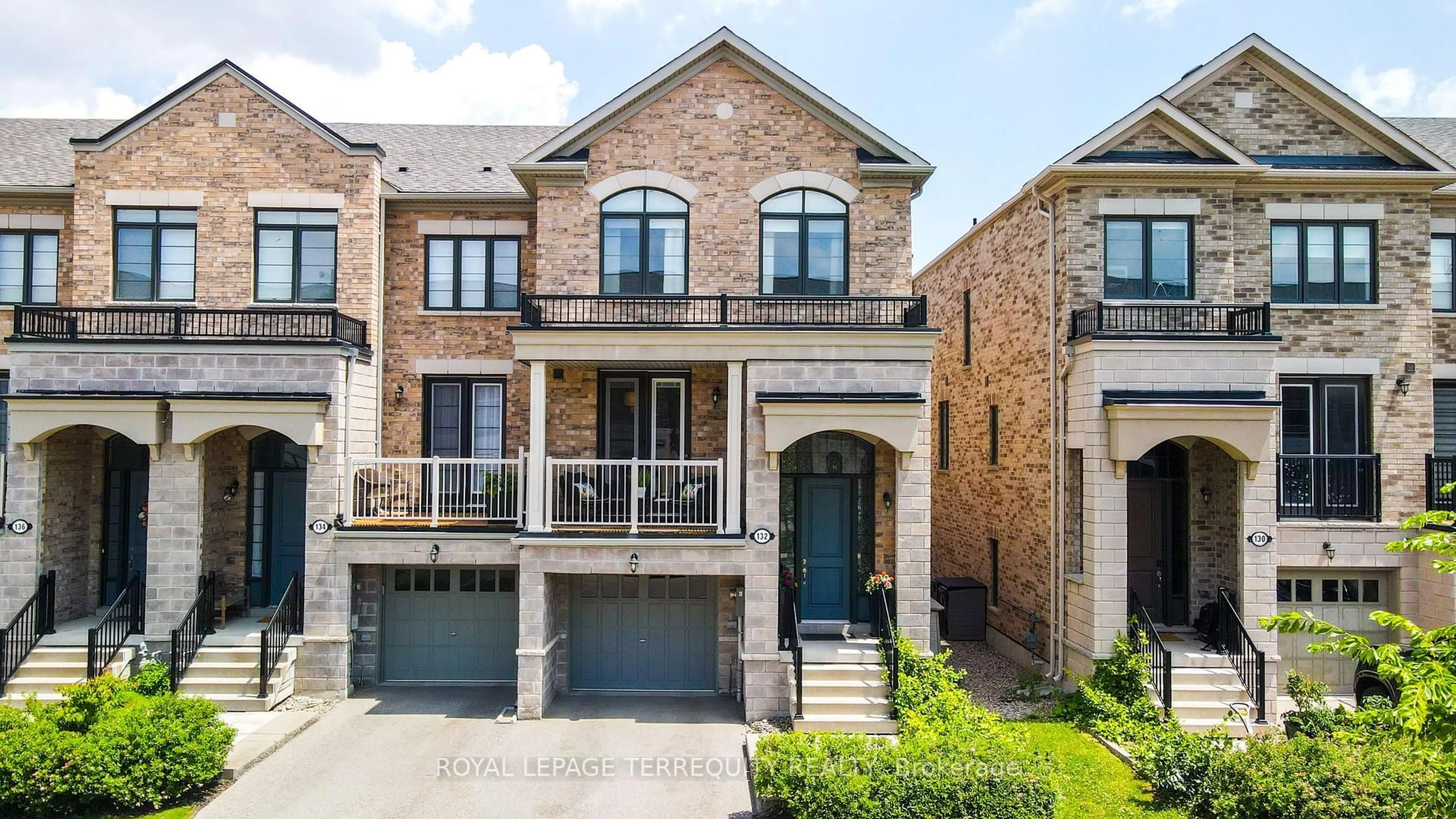Home with brick exterior material, street for 132 Thomas Fisher Dr #27, Toronto Ontario M8Z 0E4