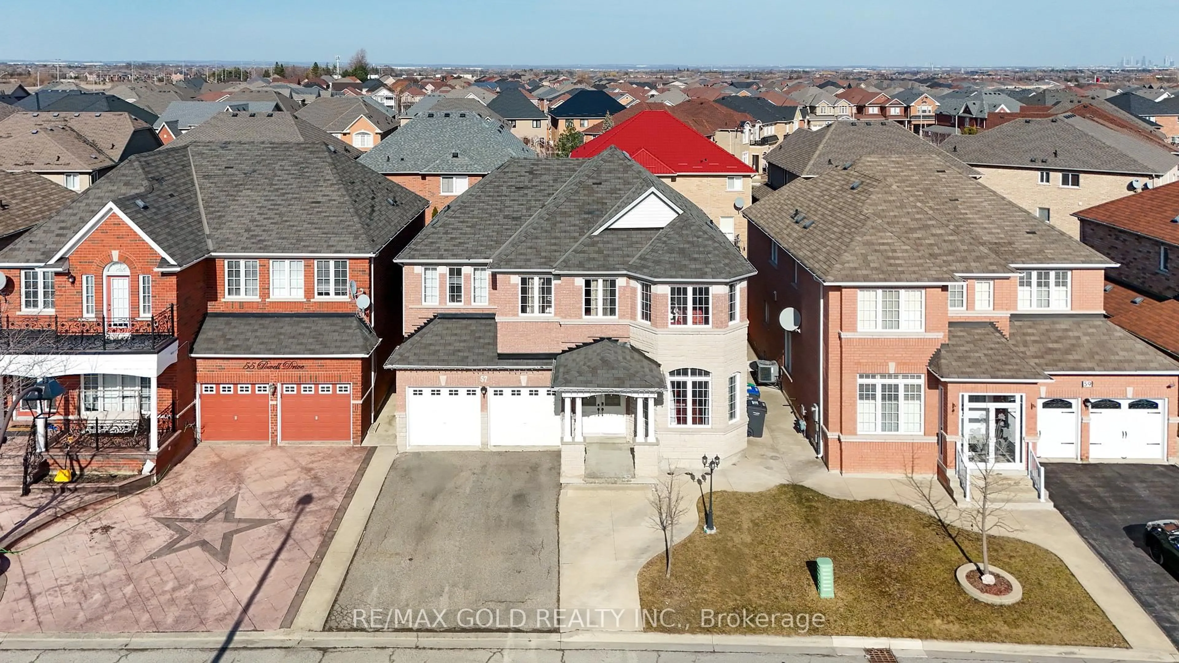 A pic from outside/outdoor area/front of a property/back of a property/a pic from drone, street for 57 Powell Dr, Brampton Ontario L6R 0K8
