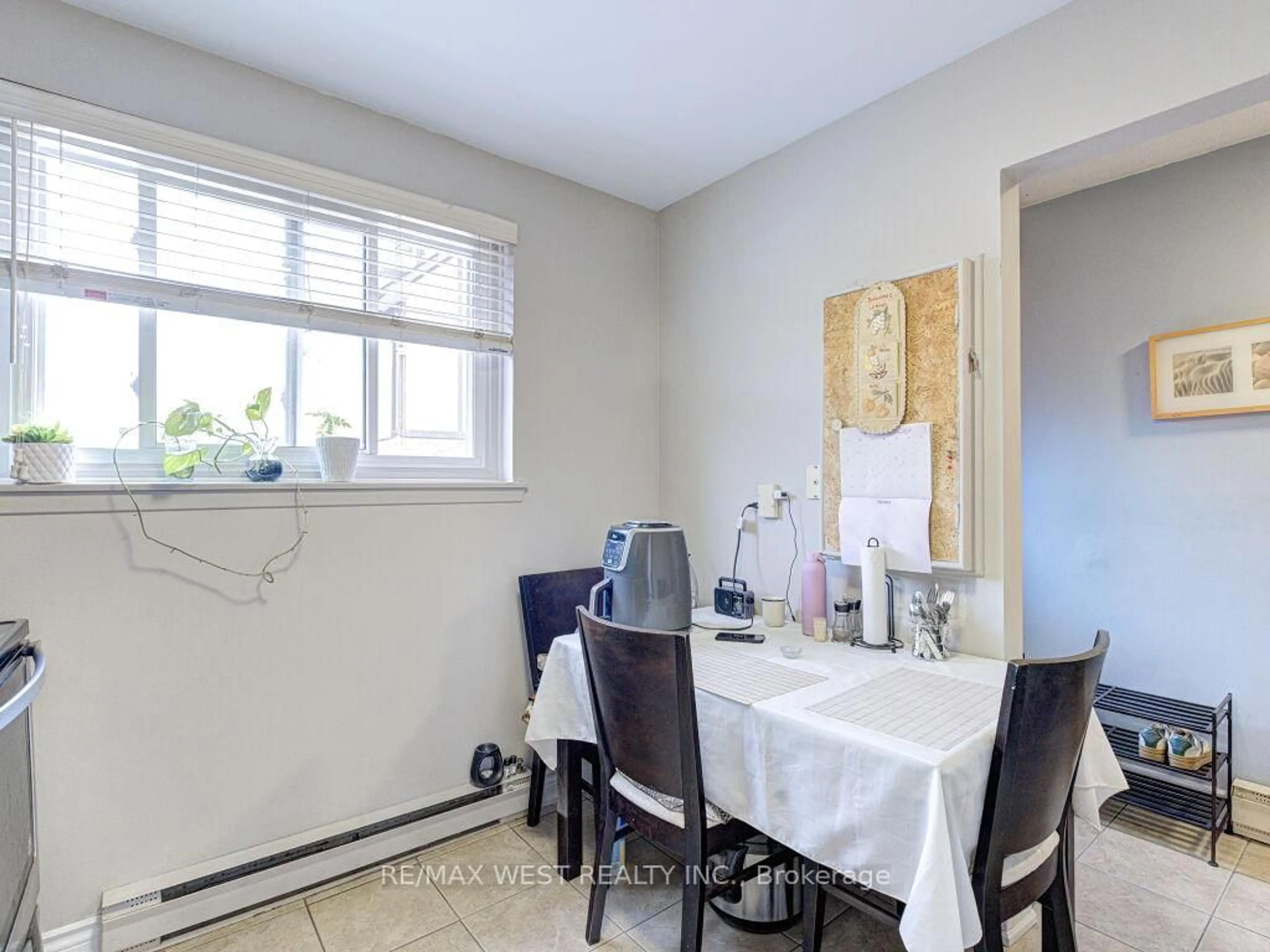 A pic of a room for 83 Irwin Rd #22, Toronto Ontario M9W 5W1
