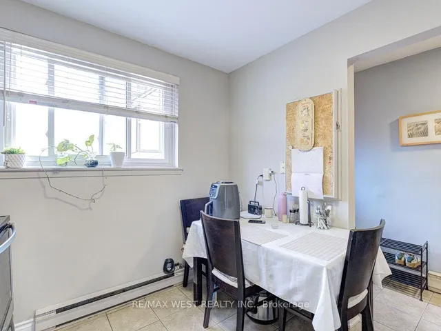83 Irwin Rd #22, Toronto 4