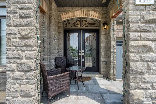 54 Ezra Cres, Brampton 5