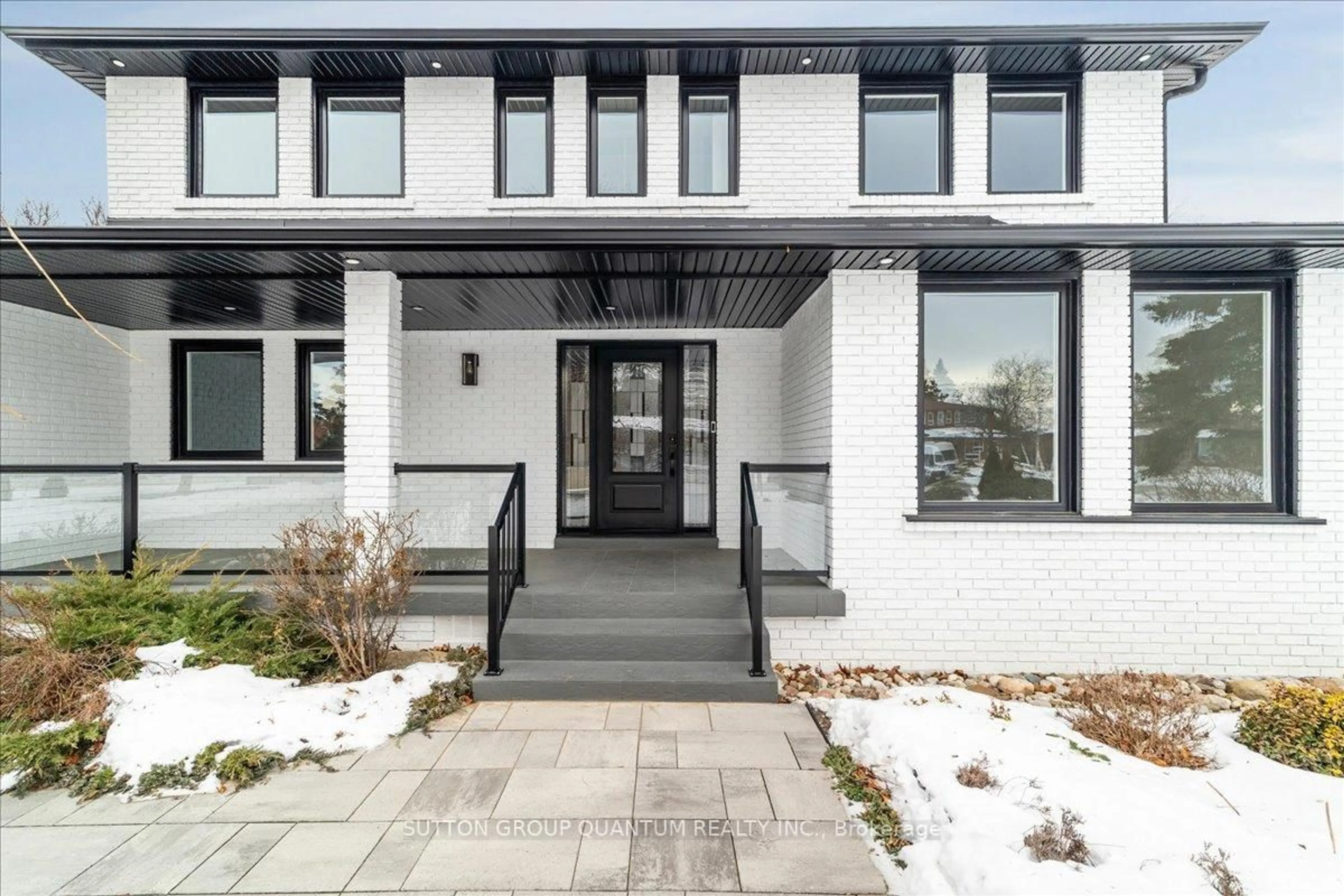 Unknown for 82 Marilyn St, Caledon Ontario L7C 1H7