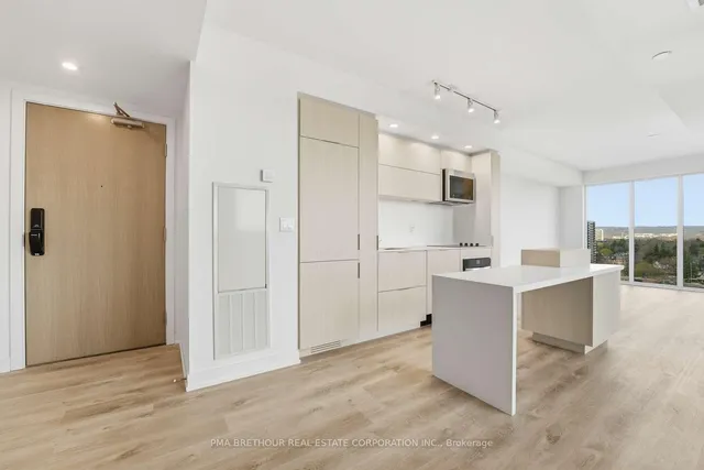 370 Martha St #1211, Burlington 5