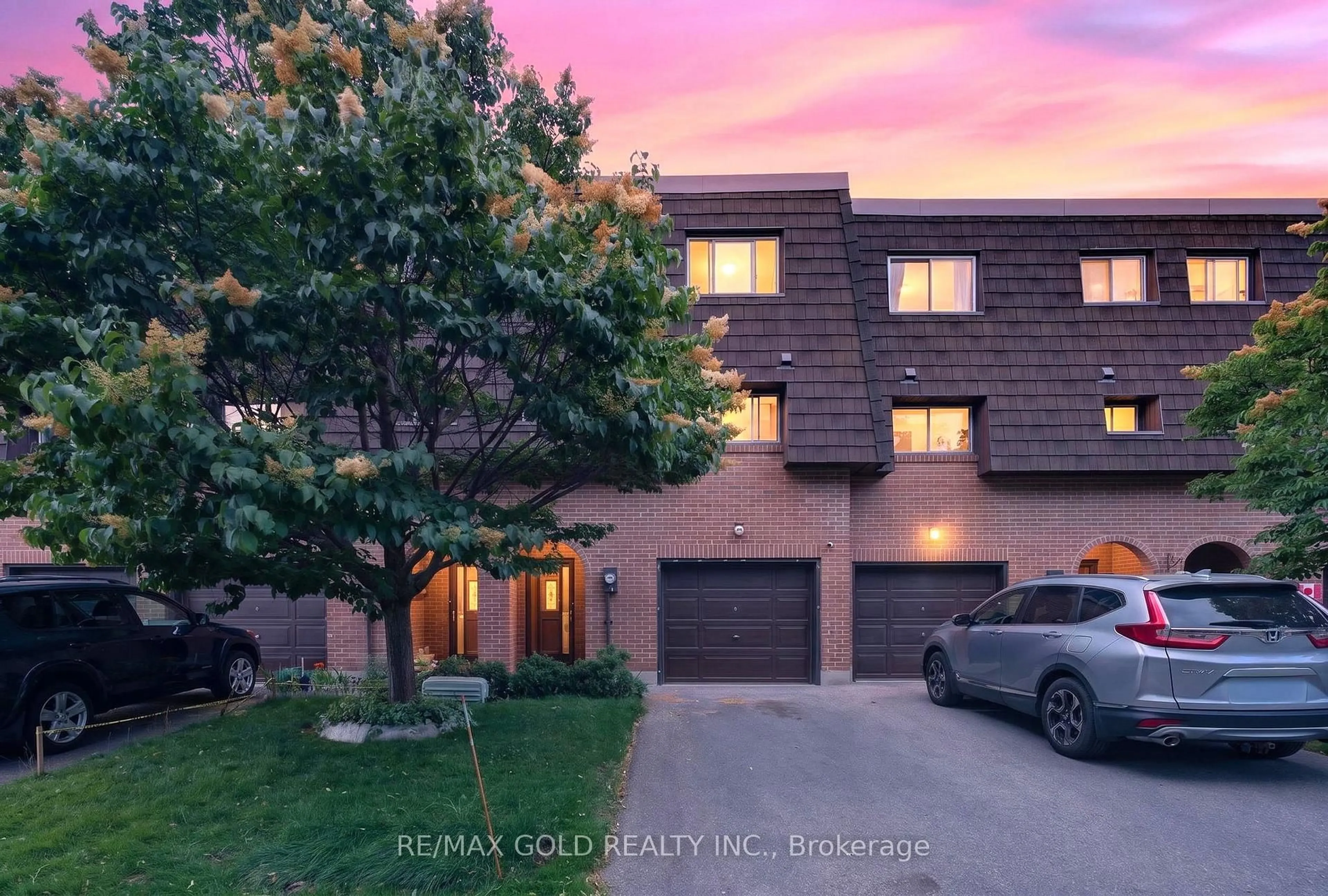 Home with brick exterior material, street for 68 Darras Crt #5, Brampton Ontario L6T 1W7