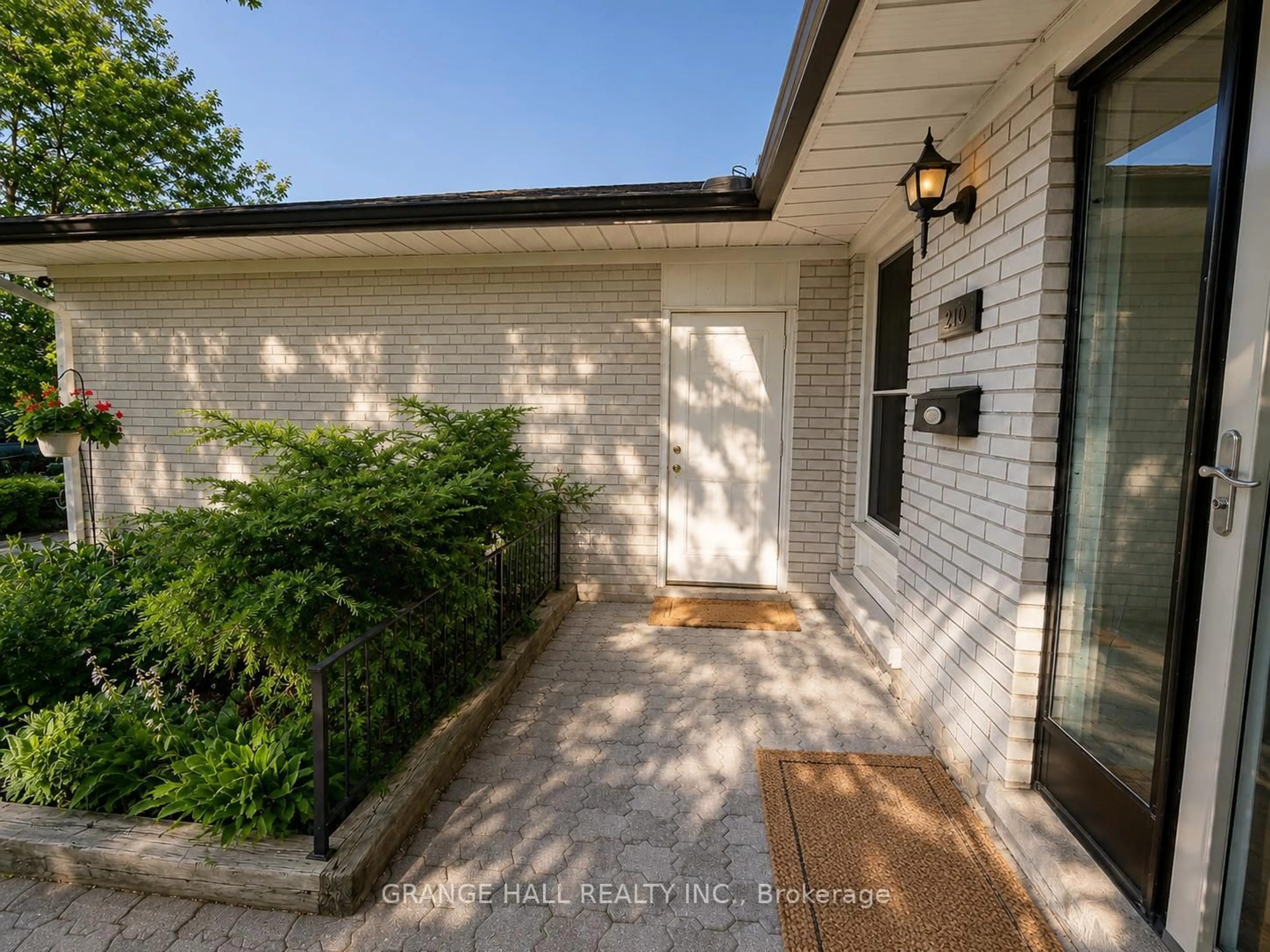 Unknown for 210 Lloyd Manor Rd, Toronto Ontario M9B 5K6