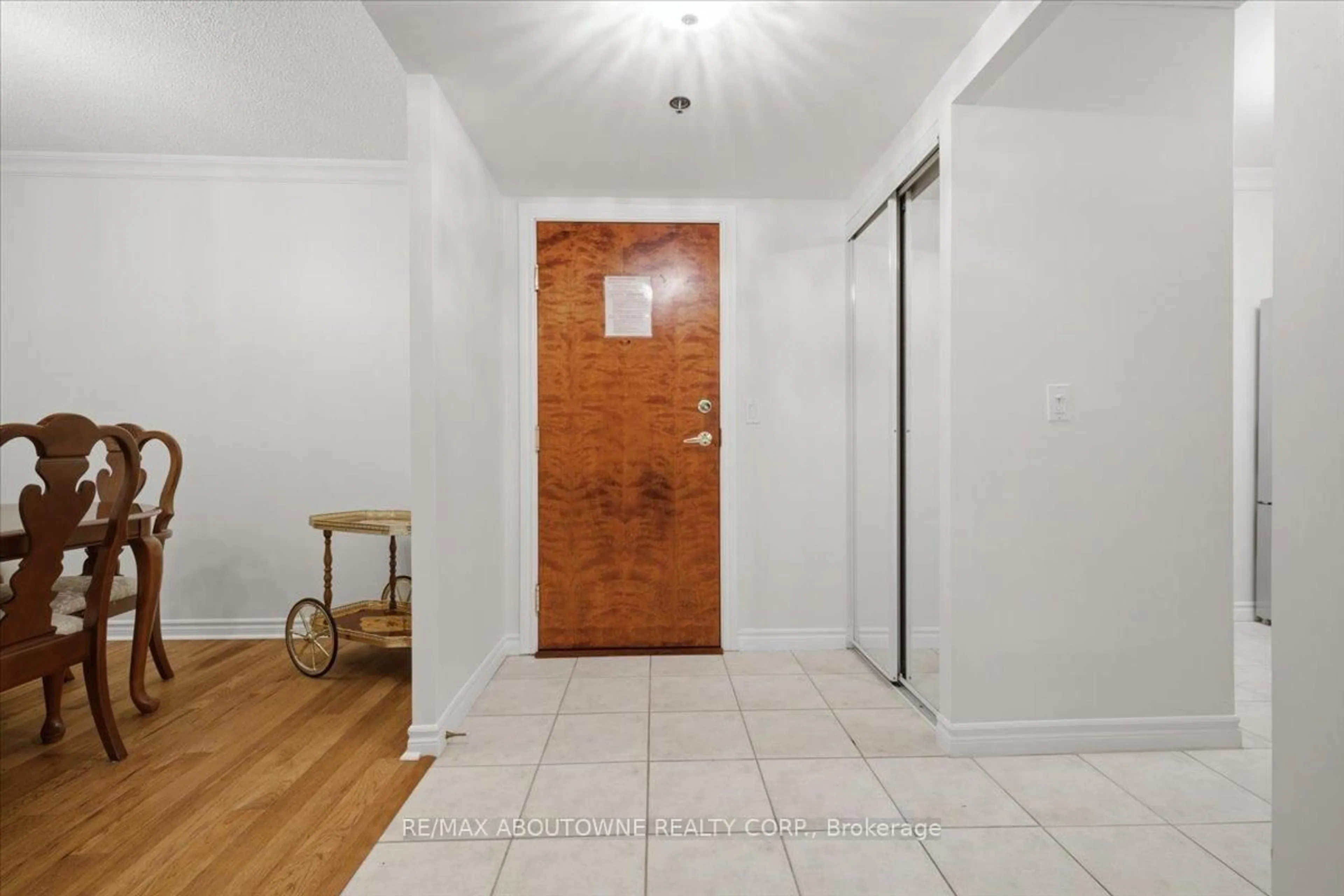Unknown for 100 Burloak Dr #1207, Burlington Ontario L7L 6P6