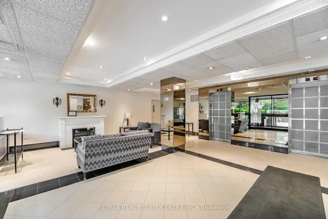1320 Mississauga Valley Blvd #410, Mississauga 3