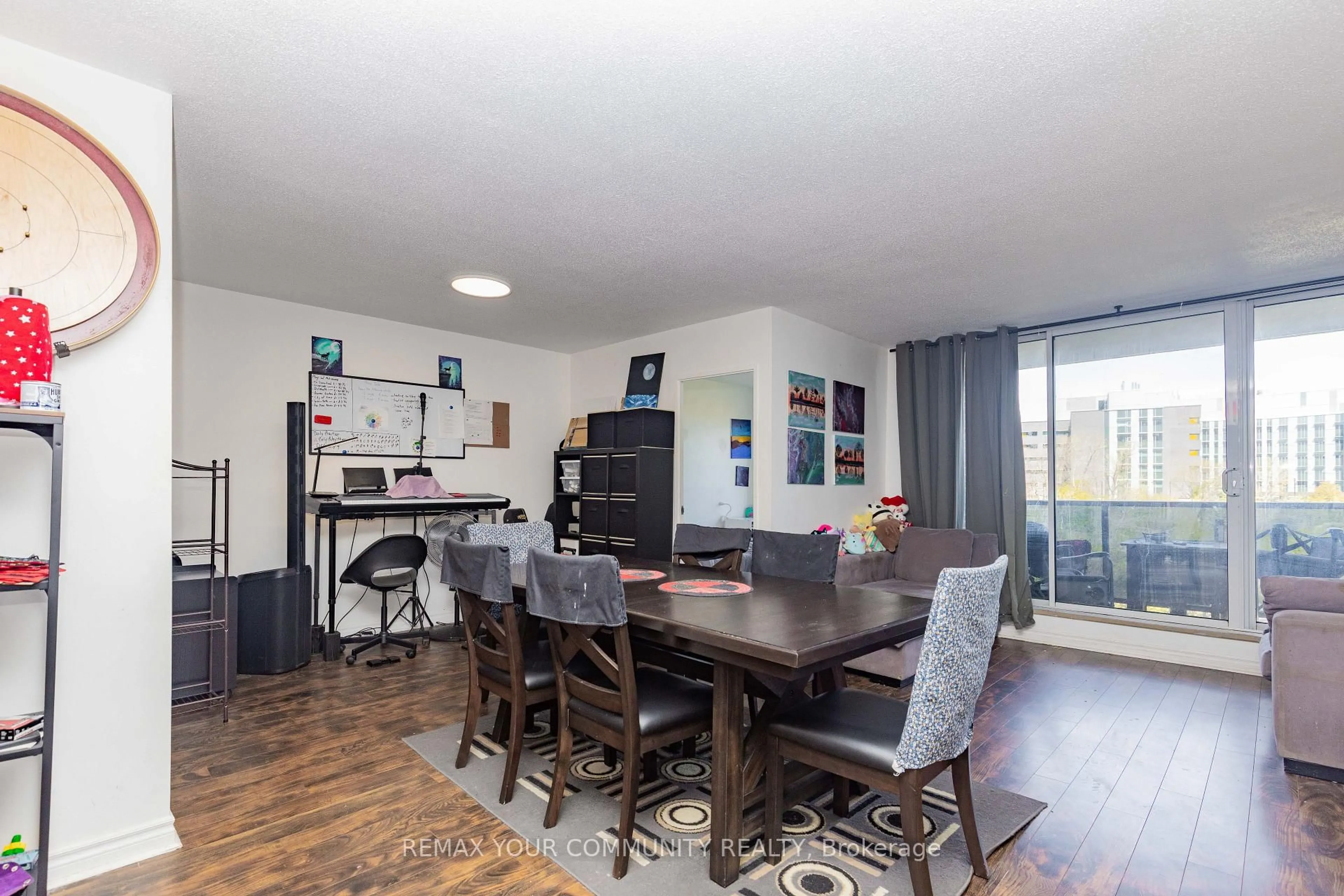 Unknown for 85 Emmett Ave #708, Toronto Ontario M6M 5A2