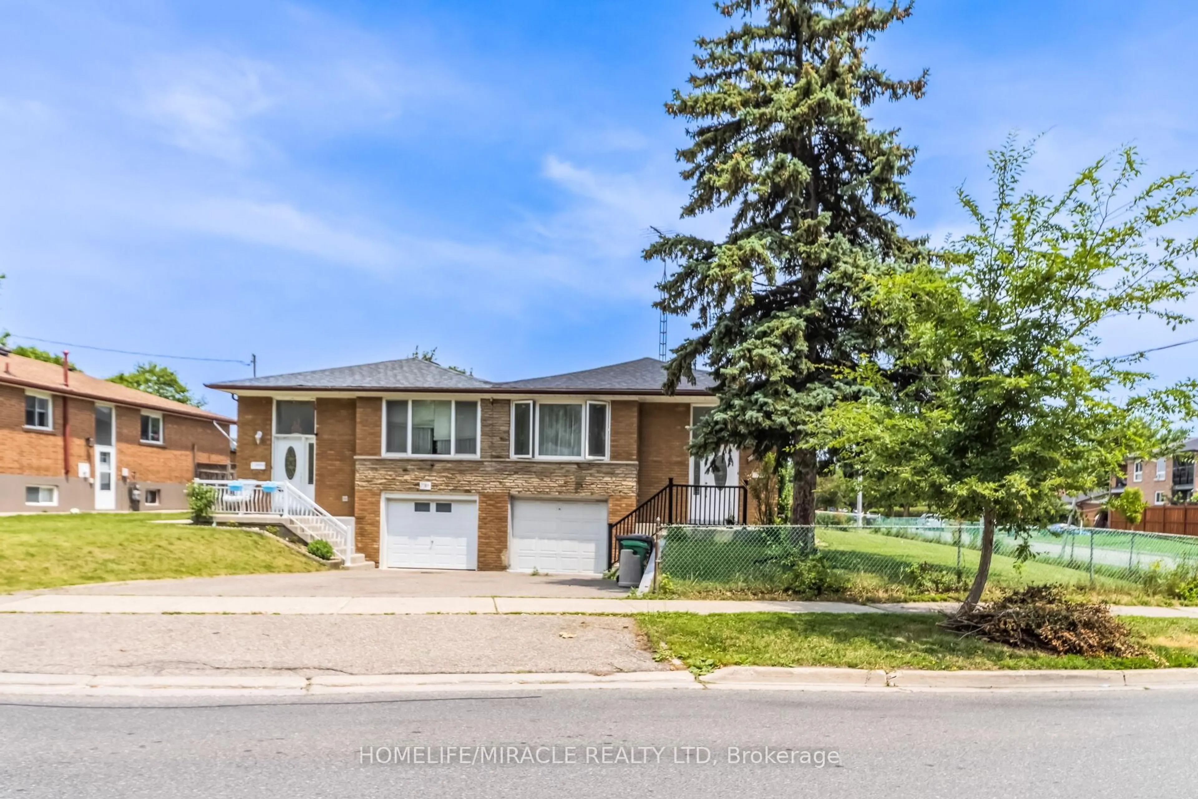 Home with brick exterior material, street for 7187 Darcel Ave, Mississauga Ontario L4T 2X3