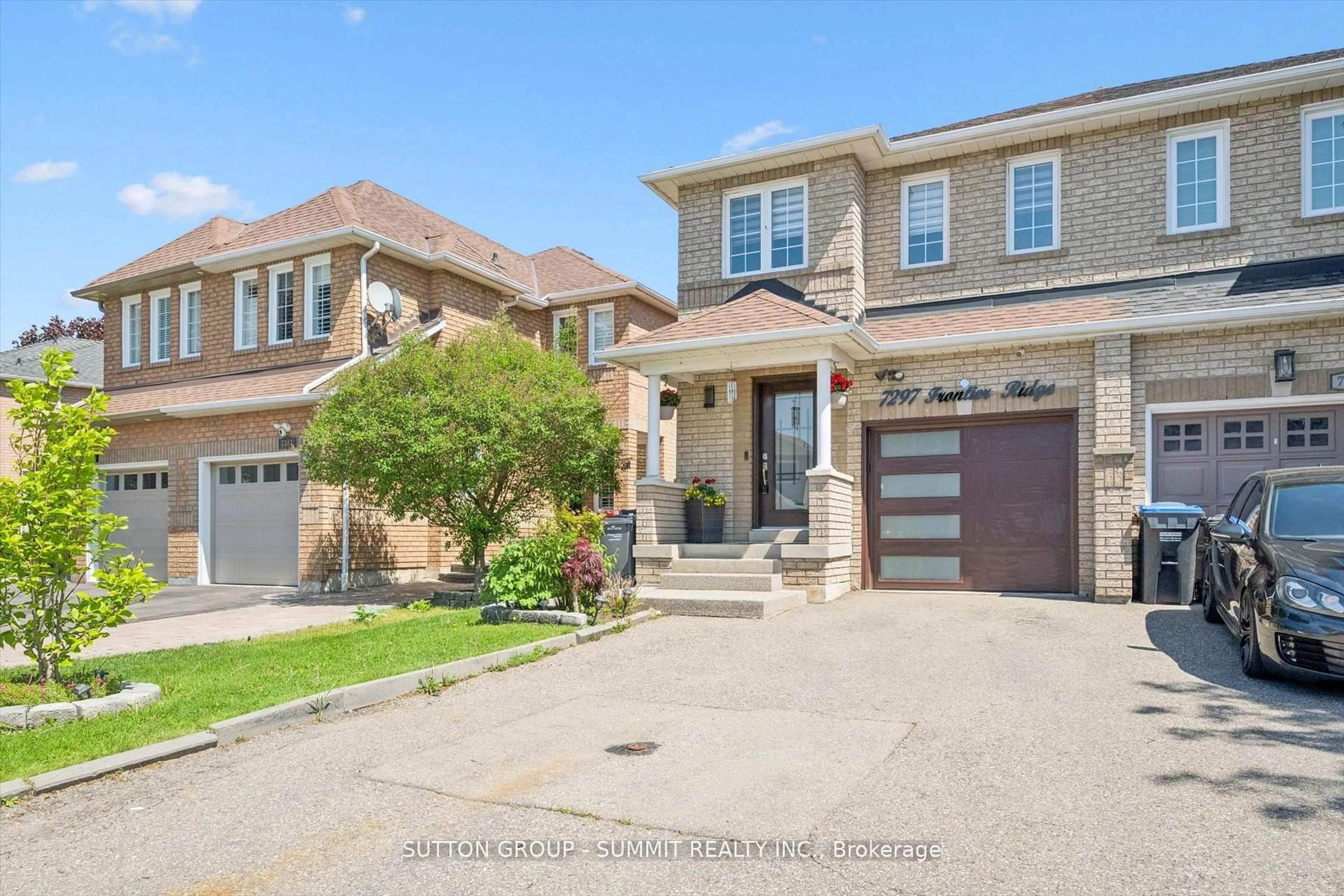 Home with brick exterior material, street for 7297 Frontier Rdge, Mississauga Ontario L5N 7P7