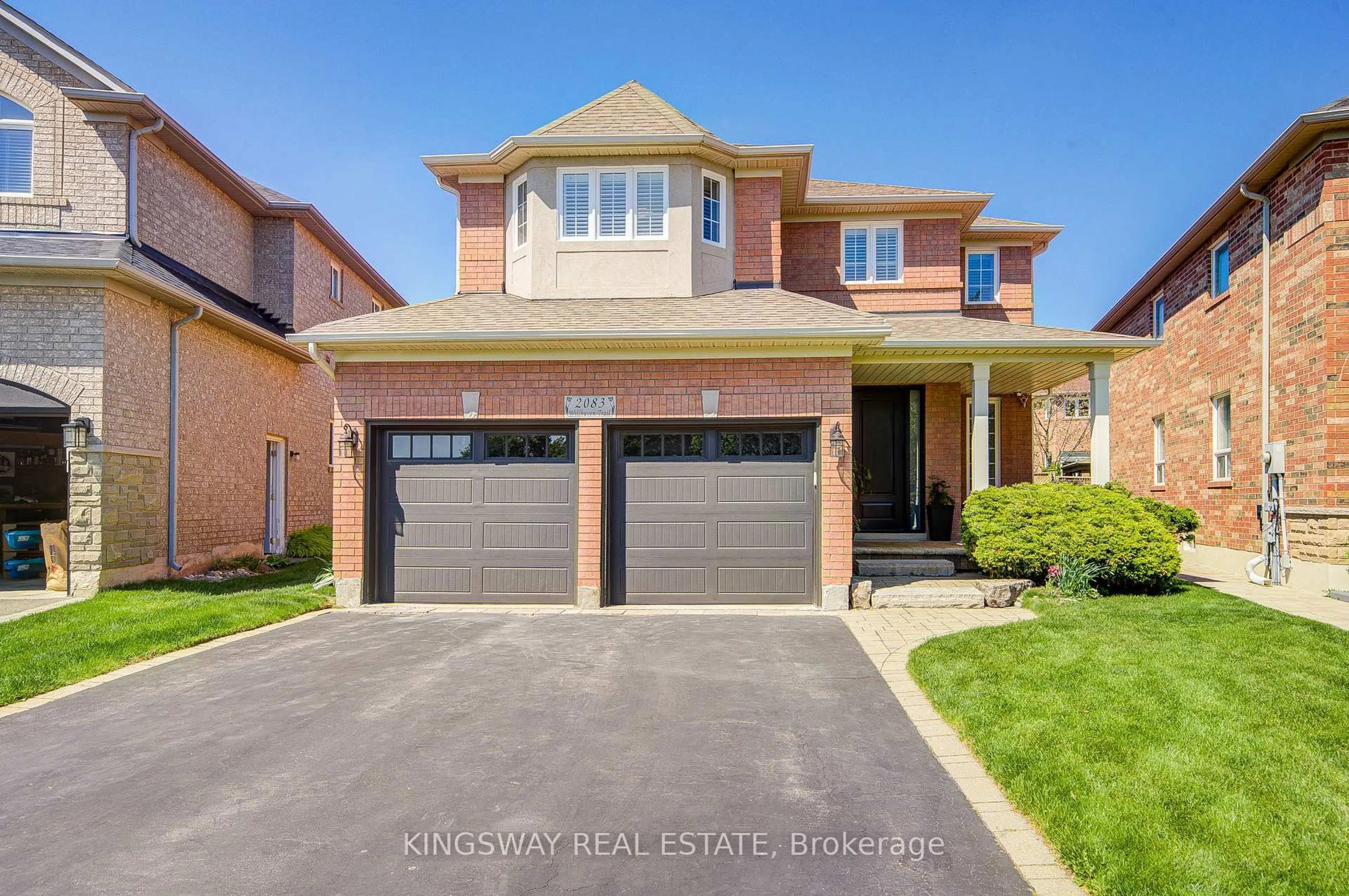 Home with brick exterior material, street for 2083 Willhaven Tr, Oakville Ontario L6M 5G3