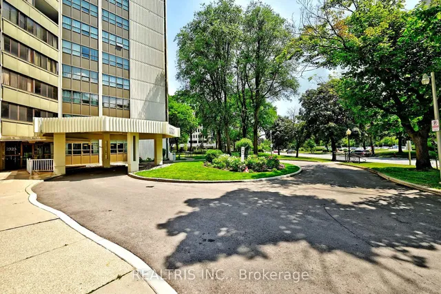 2323 Confederation Pkwy #807, Mississauga 5