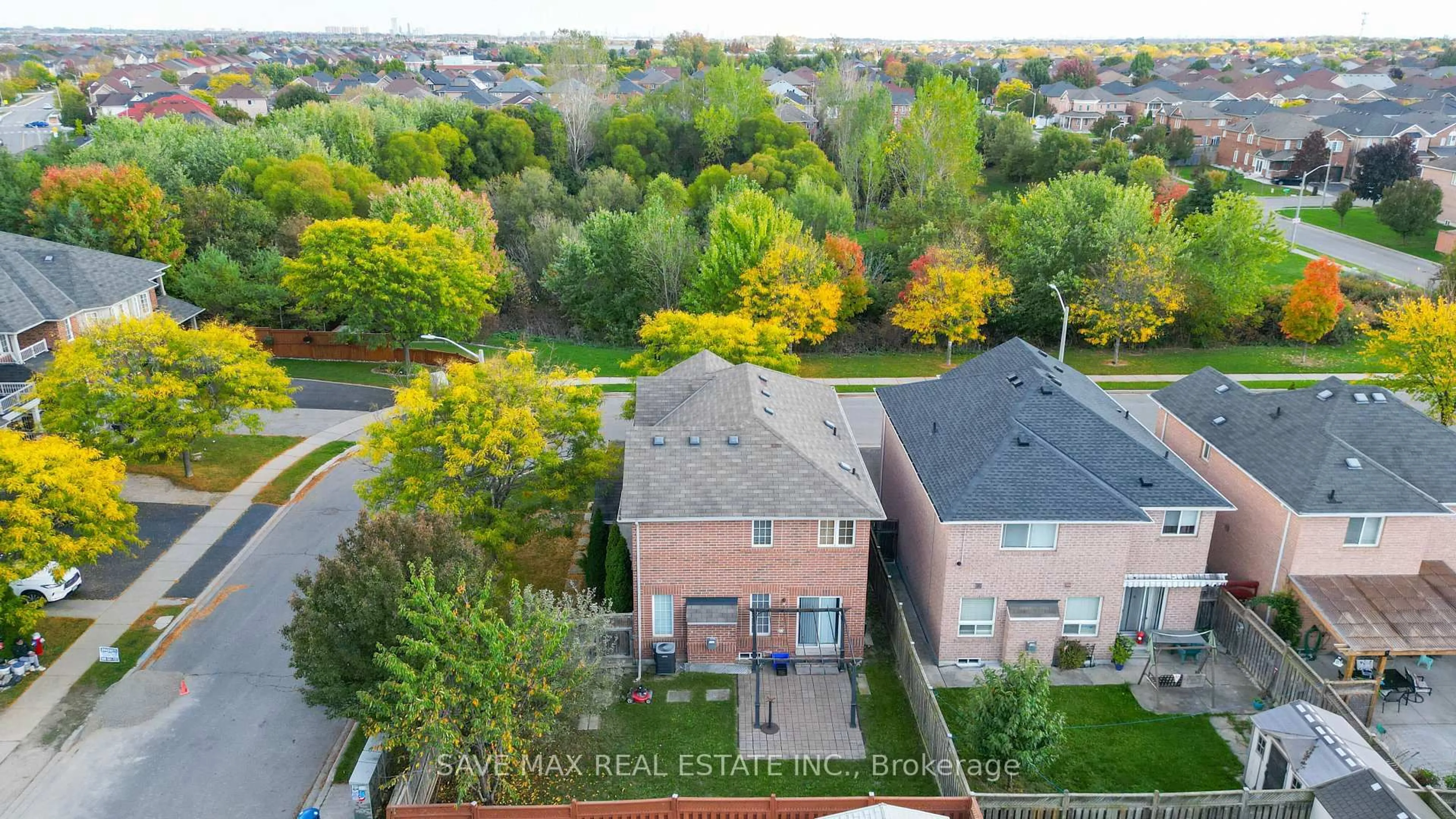 A pic from outside/outdoor area/front of a property/back of a property/a pic from drone, city buildings view from balcony for 87 Luella Cres, Brampton Ontario L7A 3H5