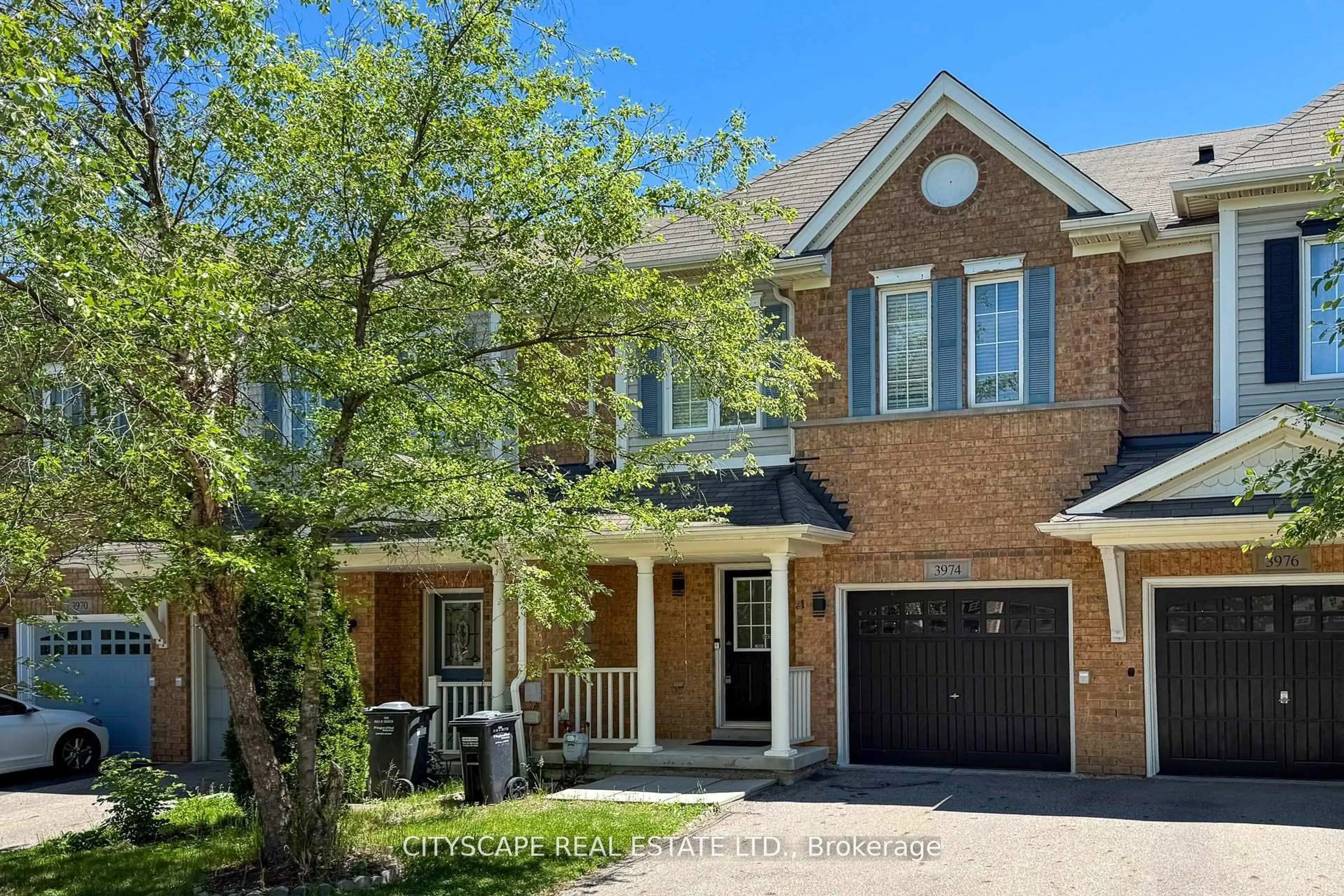 Home with brick exterior material, street for 3974 Stardust Dr, Mississauga Ontario L5M 8A5
