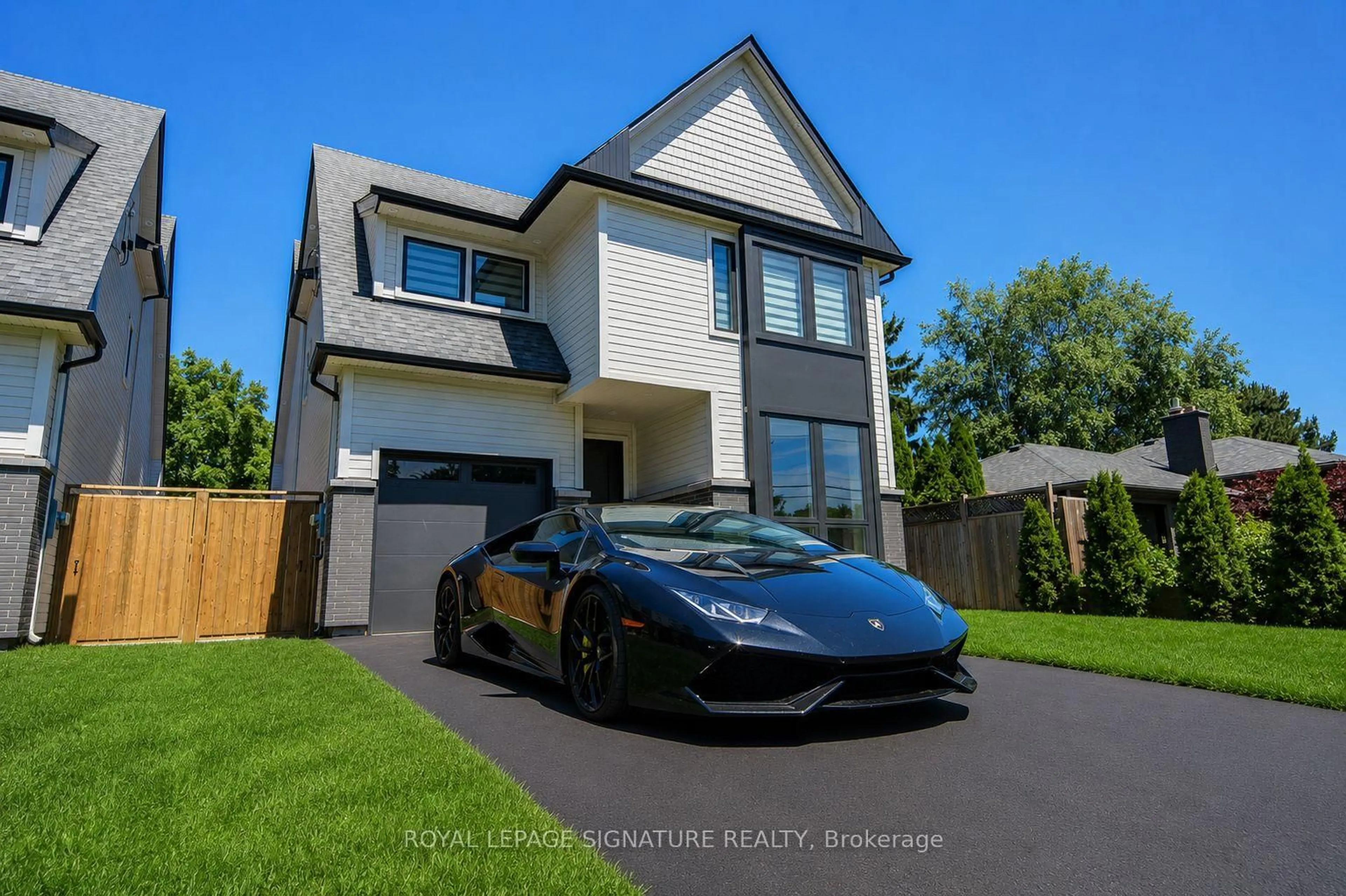 Home with vinyl exterior material, street for 971 Filmandale Rd, Burlington Ontario L7T 2Z2