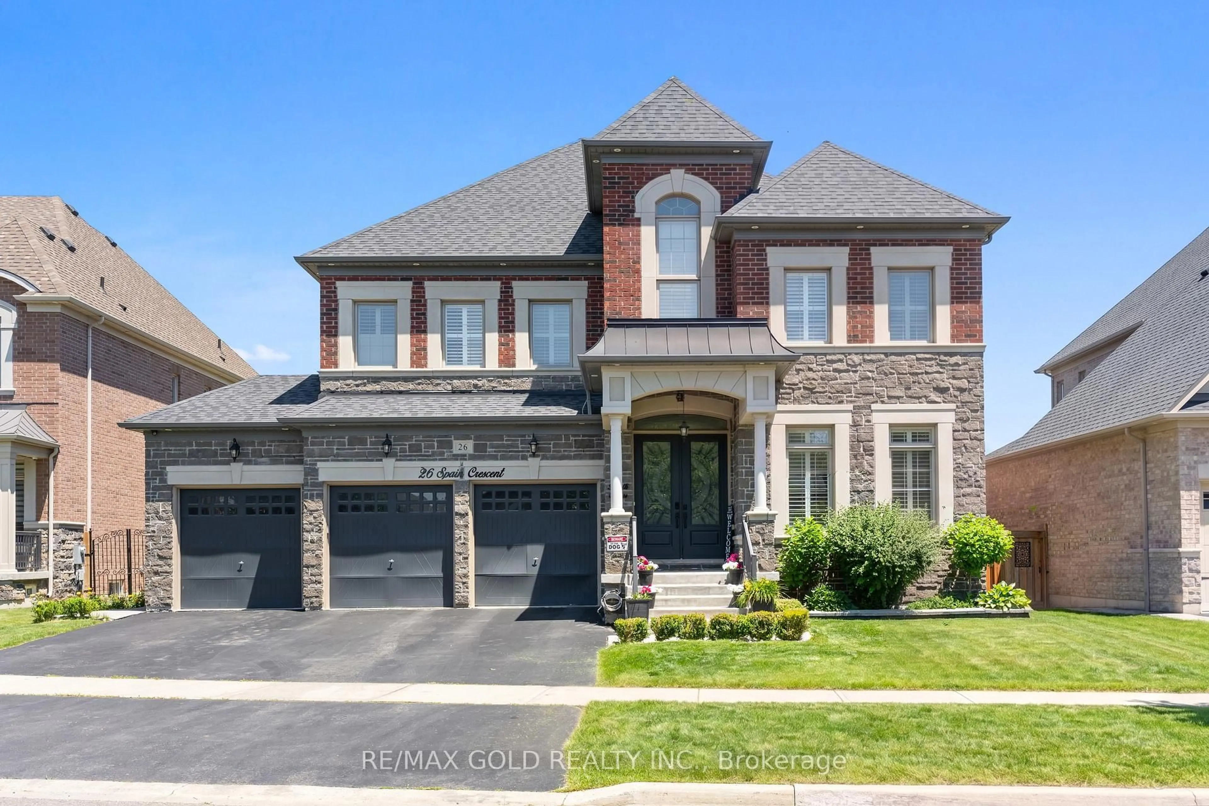 Home with brick exterior material, street for 26 Spain Cres, Brampton Ontario L6P 4G8