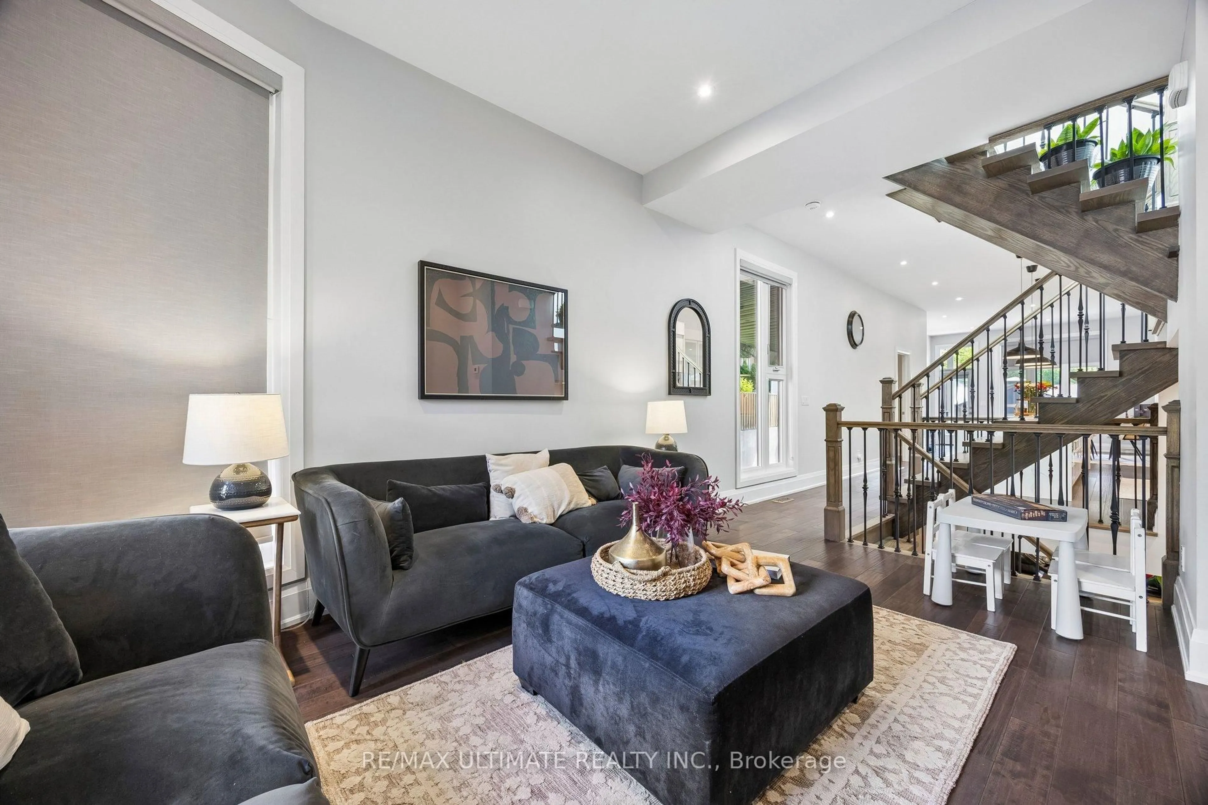 Living room with furniture, unknown for 42 Ennerdale Rd, Toronto Ontario M6E 4C3