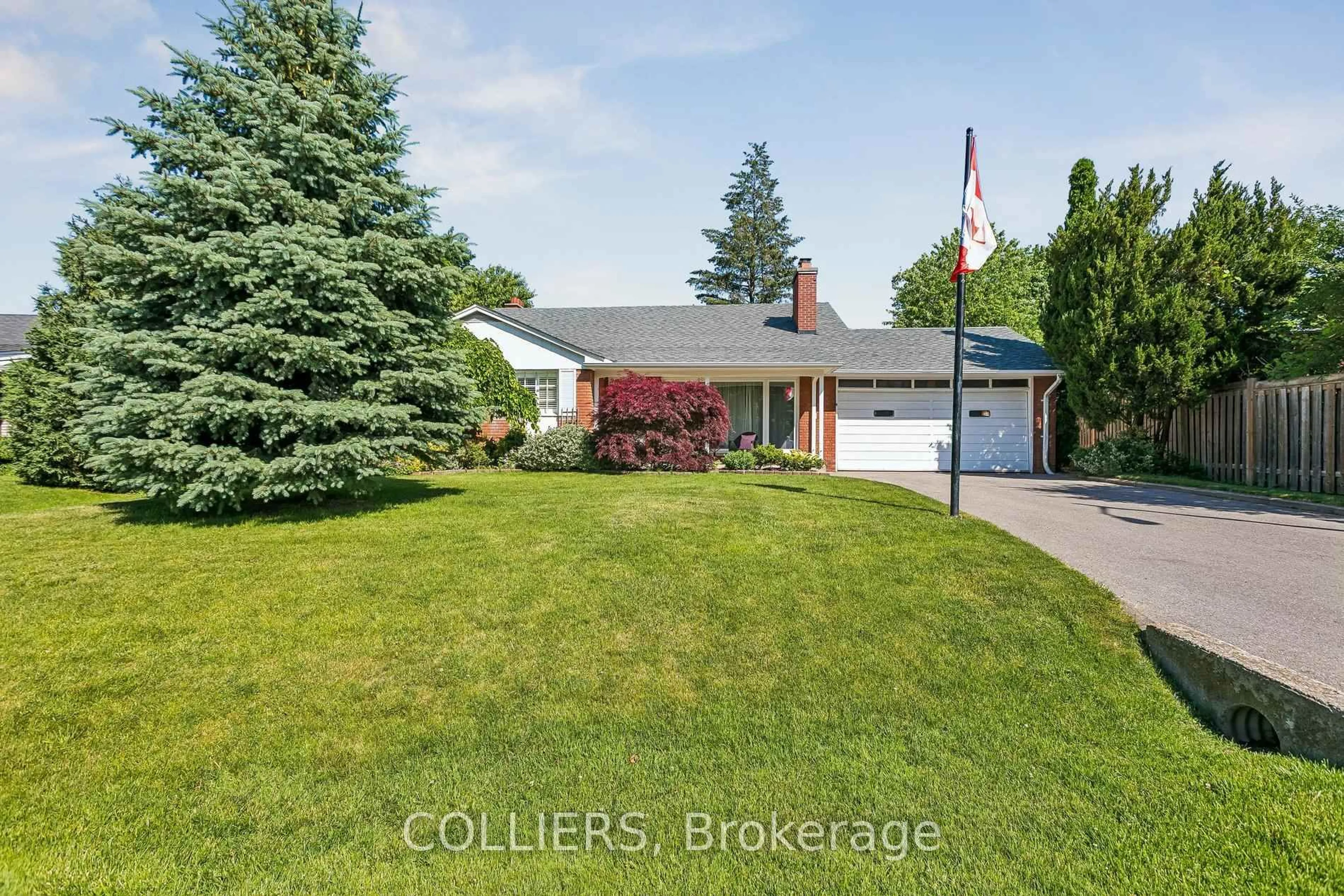 A pic from outside/outdoor area/front of a property/back of a property/a pic from drone, street for 24 Tettenhall Rd, Toronto Ontario M9A 2C3