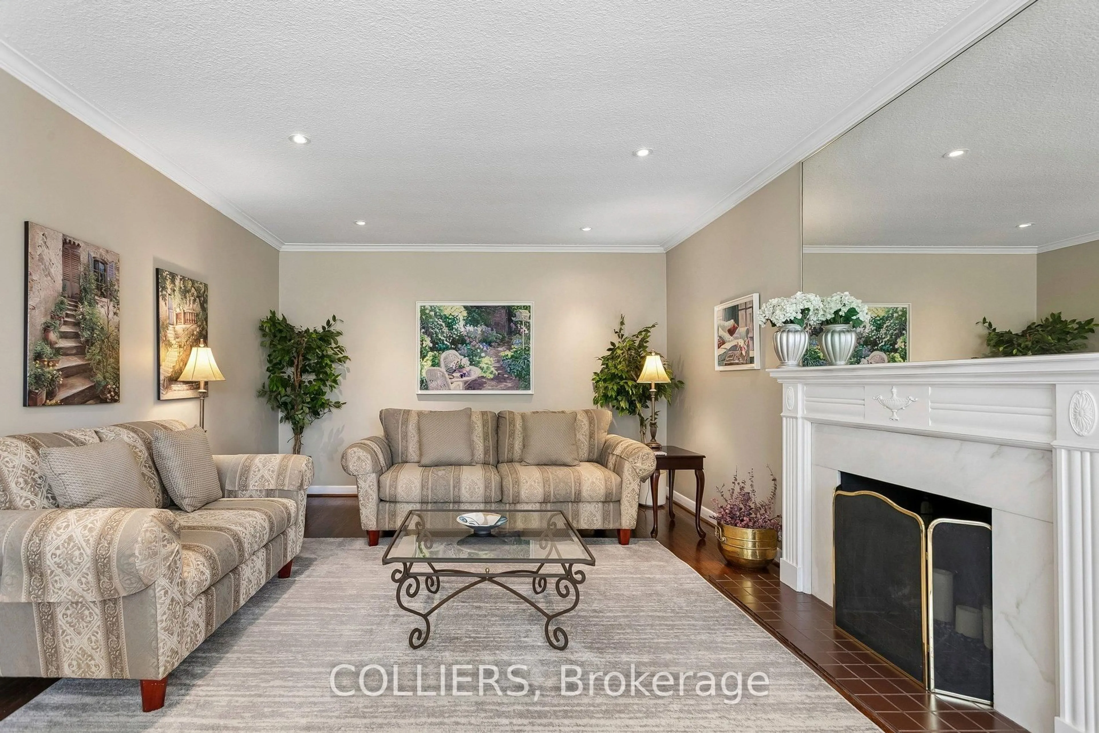 Living room with furniture, unknown for 24 Tettenhall Rd, Toronto Ontario M9A 2C3