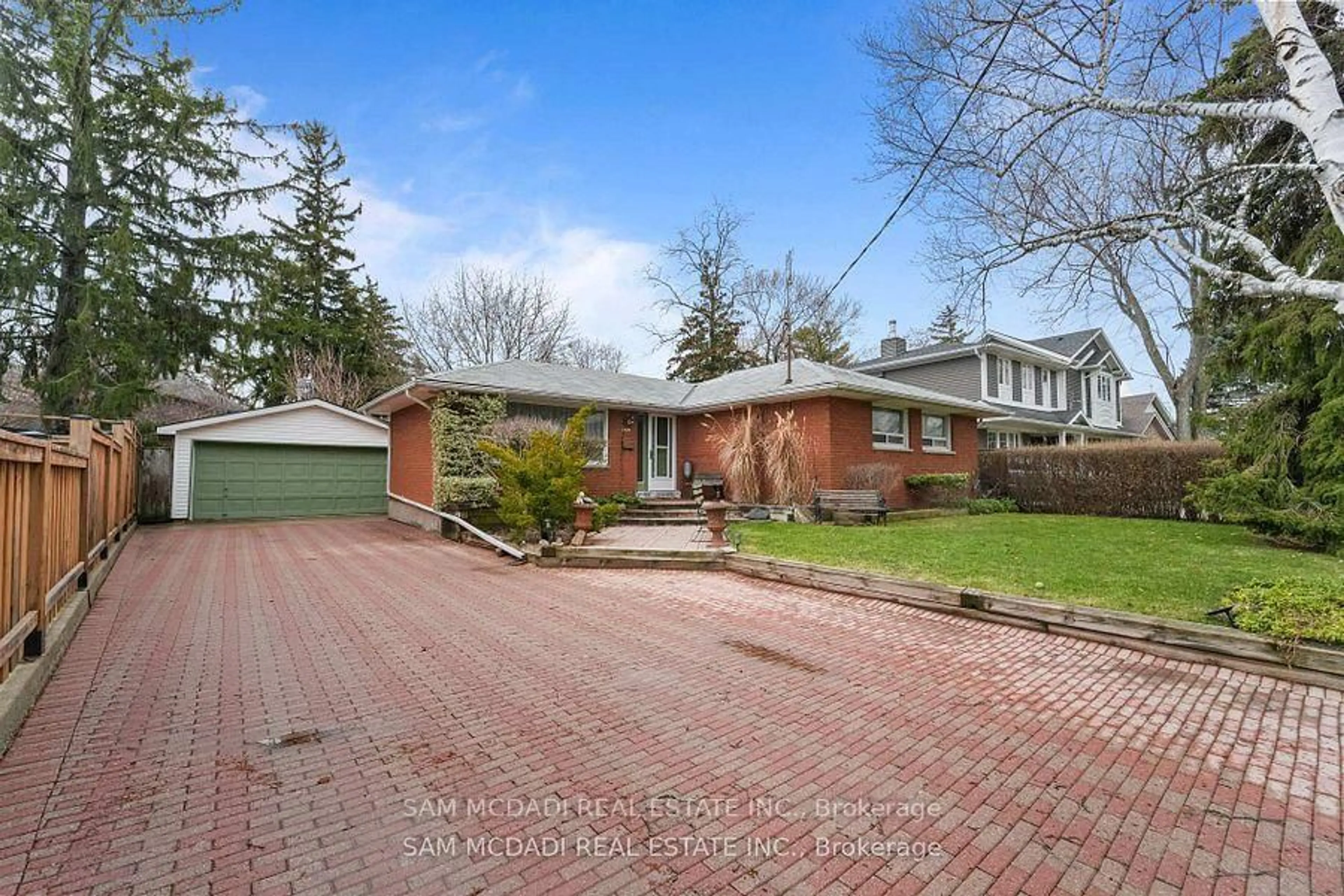 Home with brick exterior material, street for 2470 Meadowood Cres, Oakville Ontario L6L 1V6