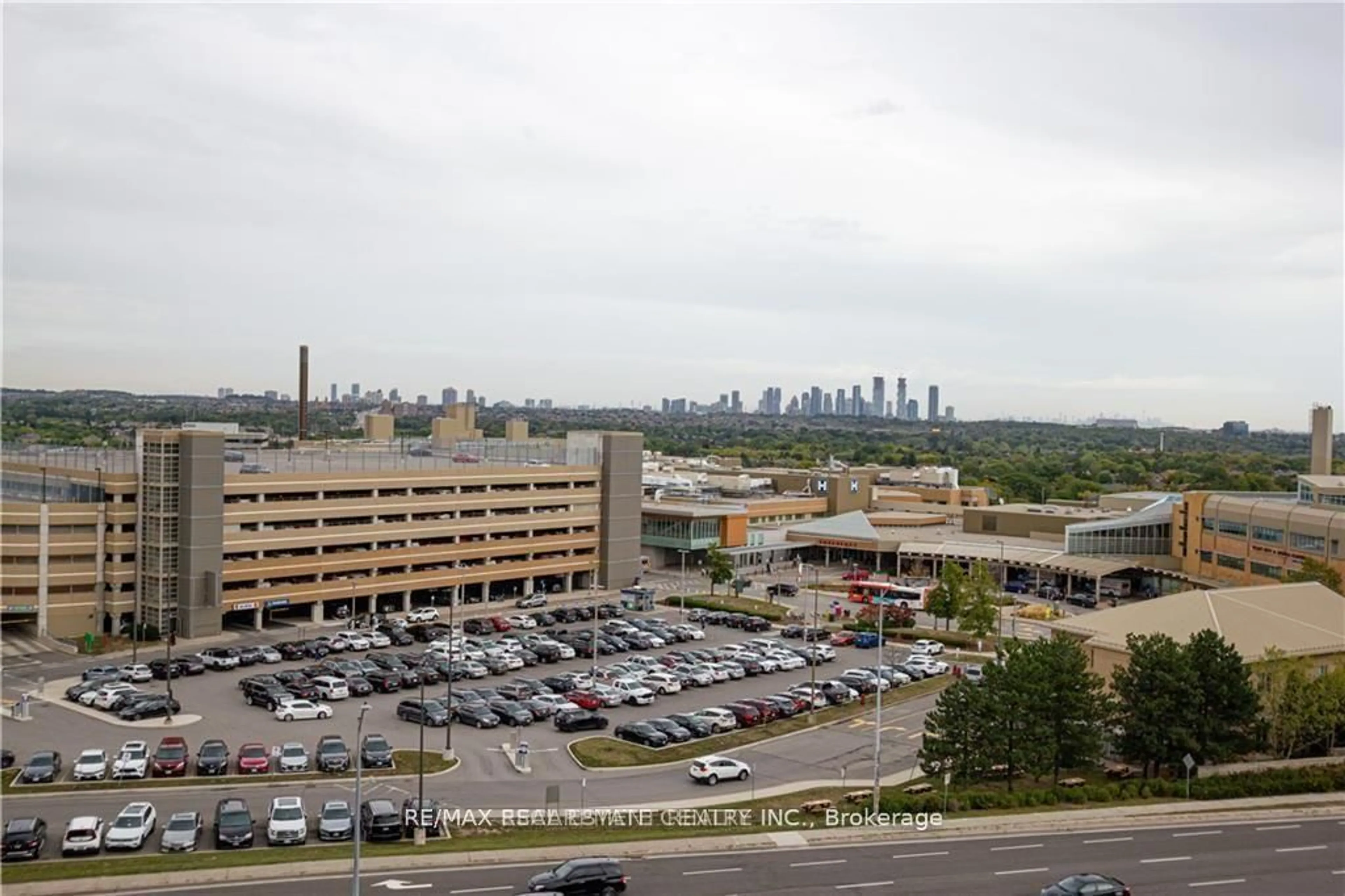 Parking for 2520 Eglinton Ave #403, Mississauga Ontario L5M 0Y4