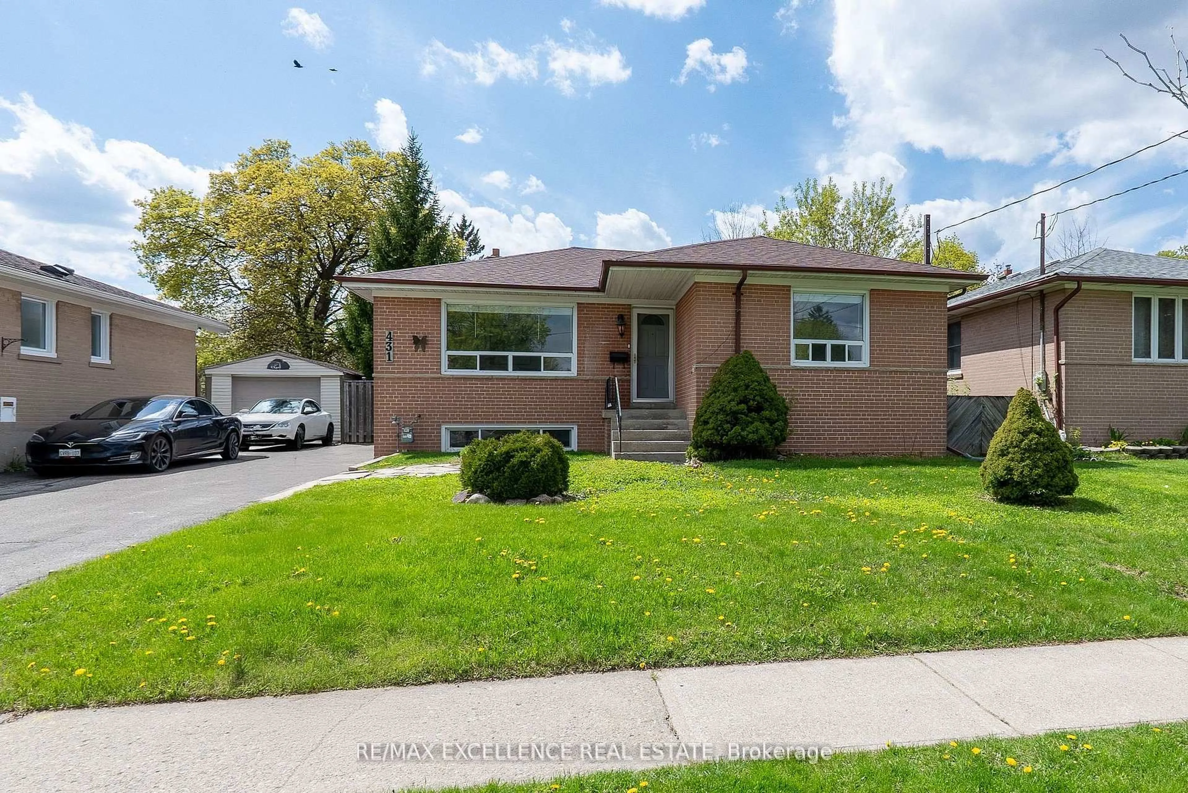 Home with brick exterior material, street for 431 Delrex Blvd, Halton Hills Ontario L7G 4J1