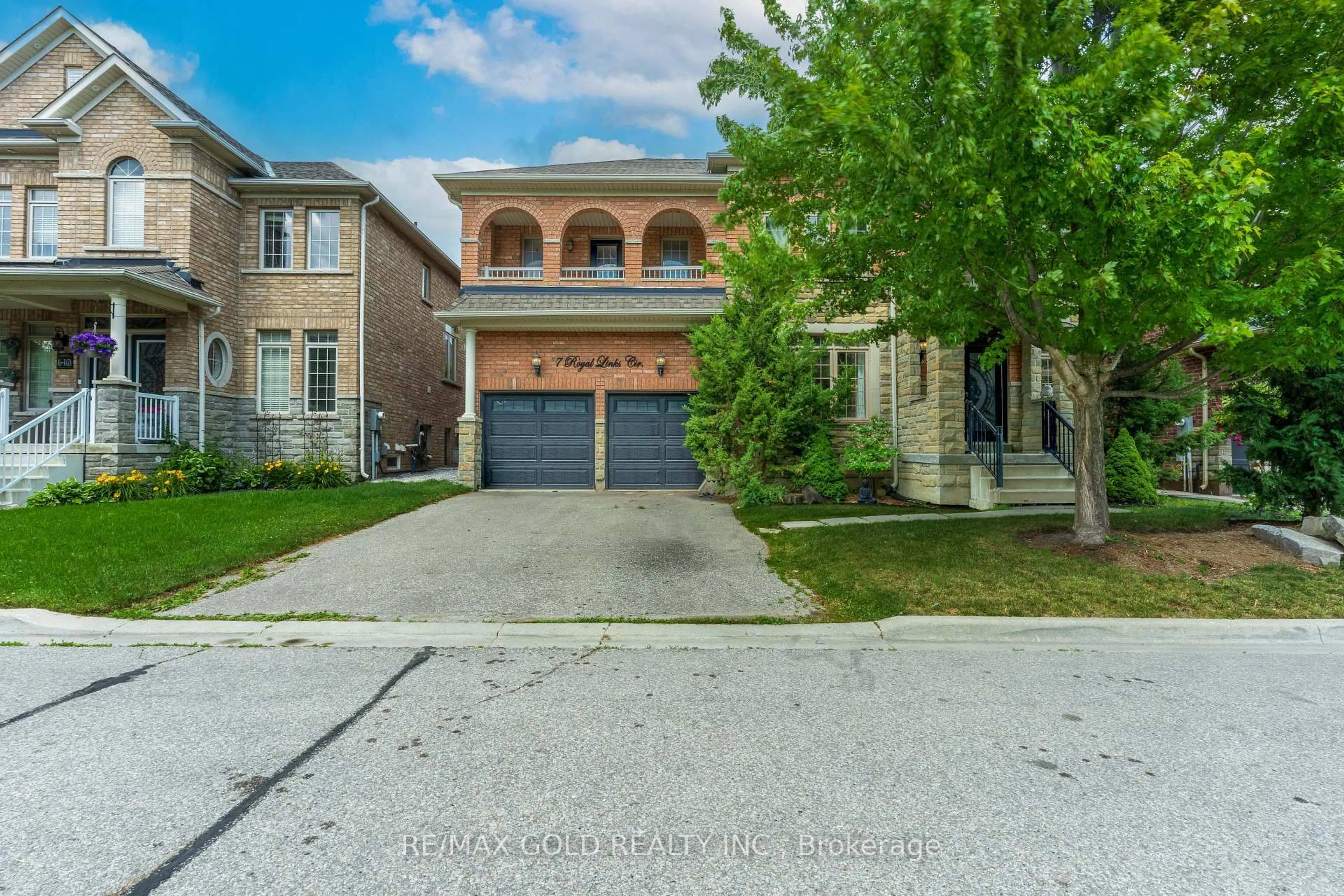 Home with brick exterior material, street for 7 Royal Links Circ, Brampton Ontario L6P 2W9