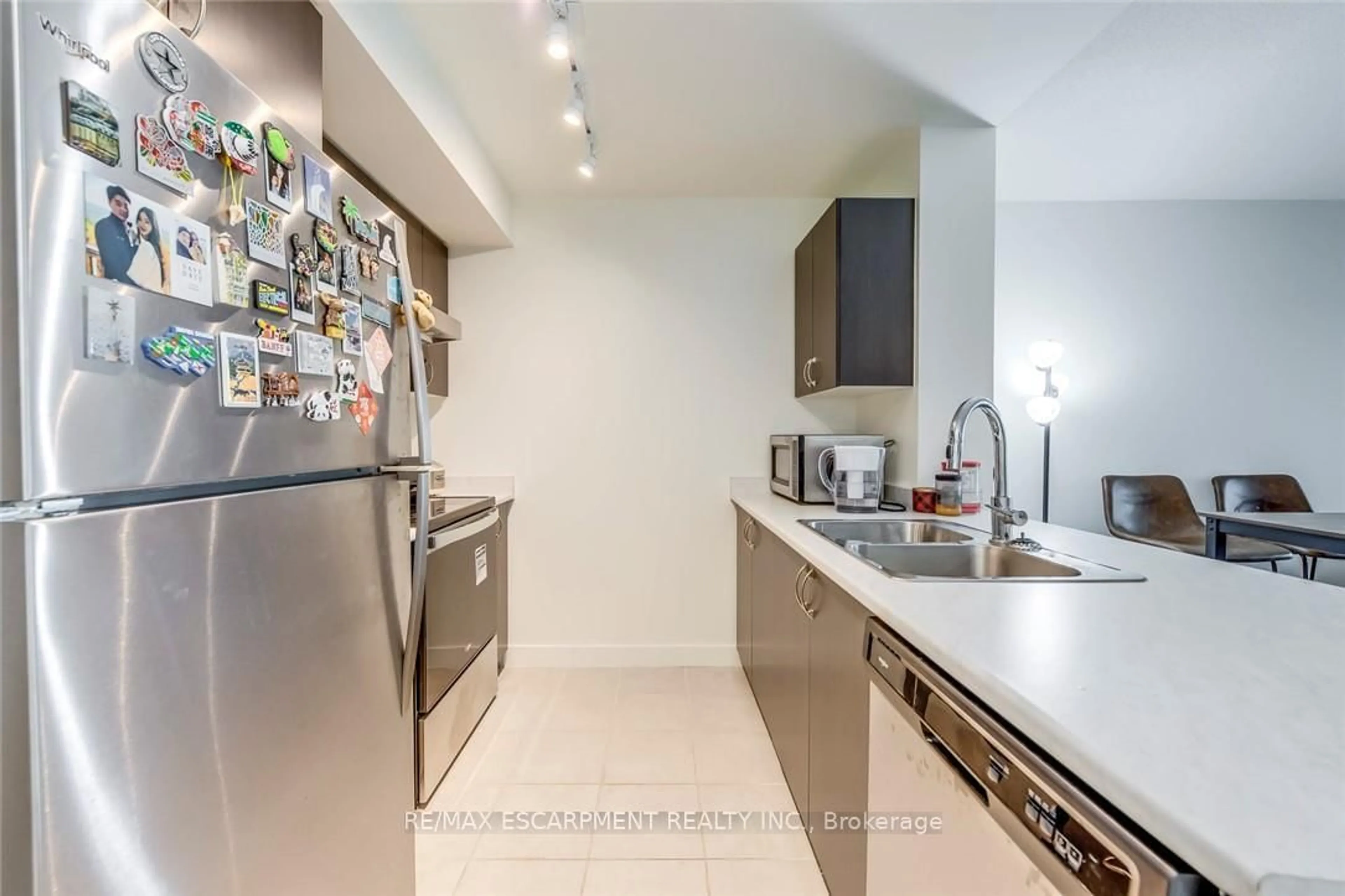Standard kitchen, unknown for 10 Wilby Cres #309, Toronto Ontario M9N 1E6