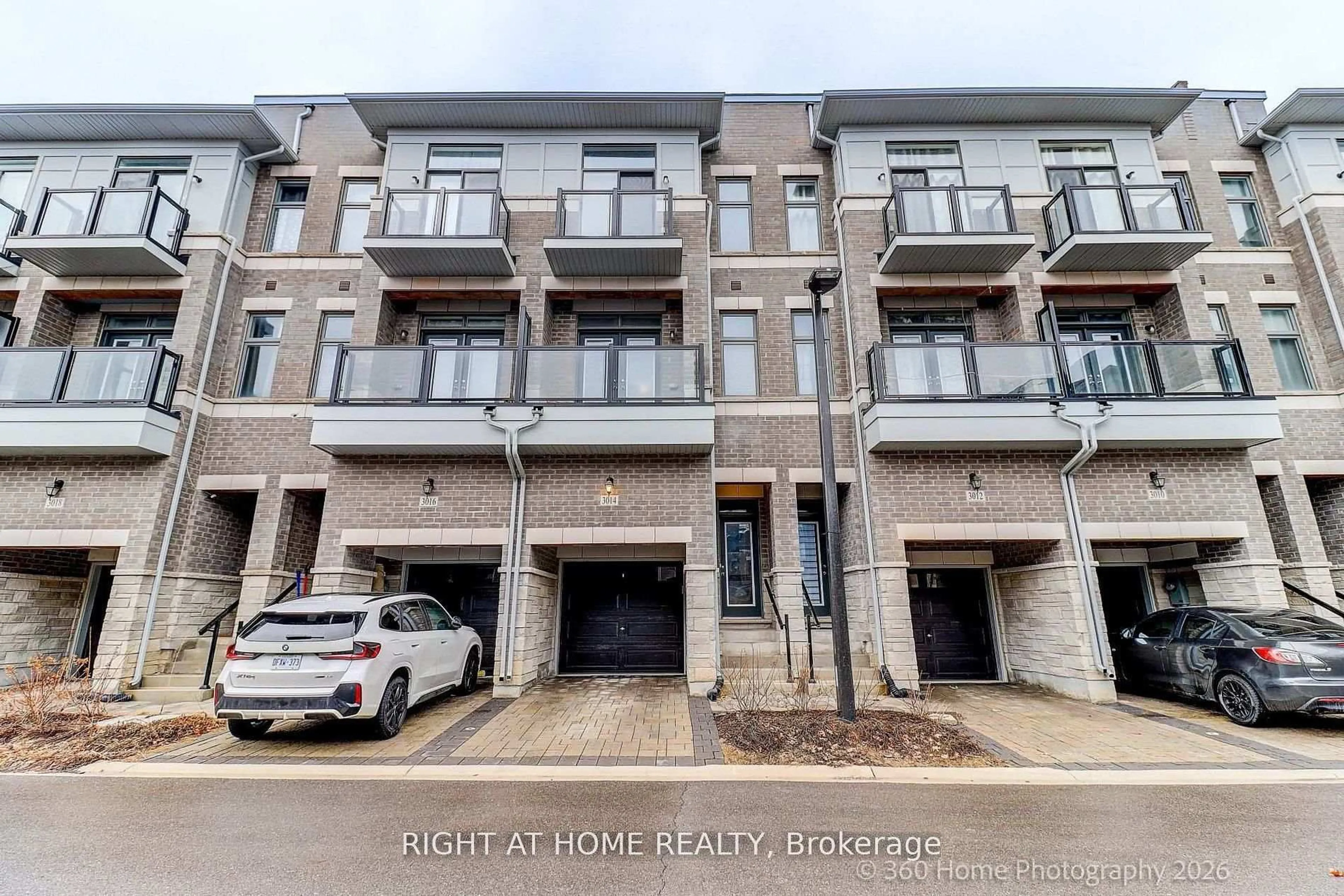 A pic from outside/outdoor area/front of a property/back of a property/a pic from drone, street for 3014 Islington Ave, Toronto Ontario M9L 0A6