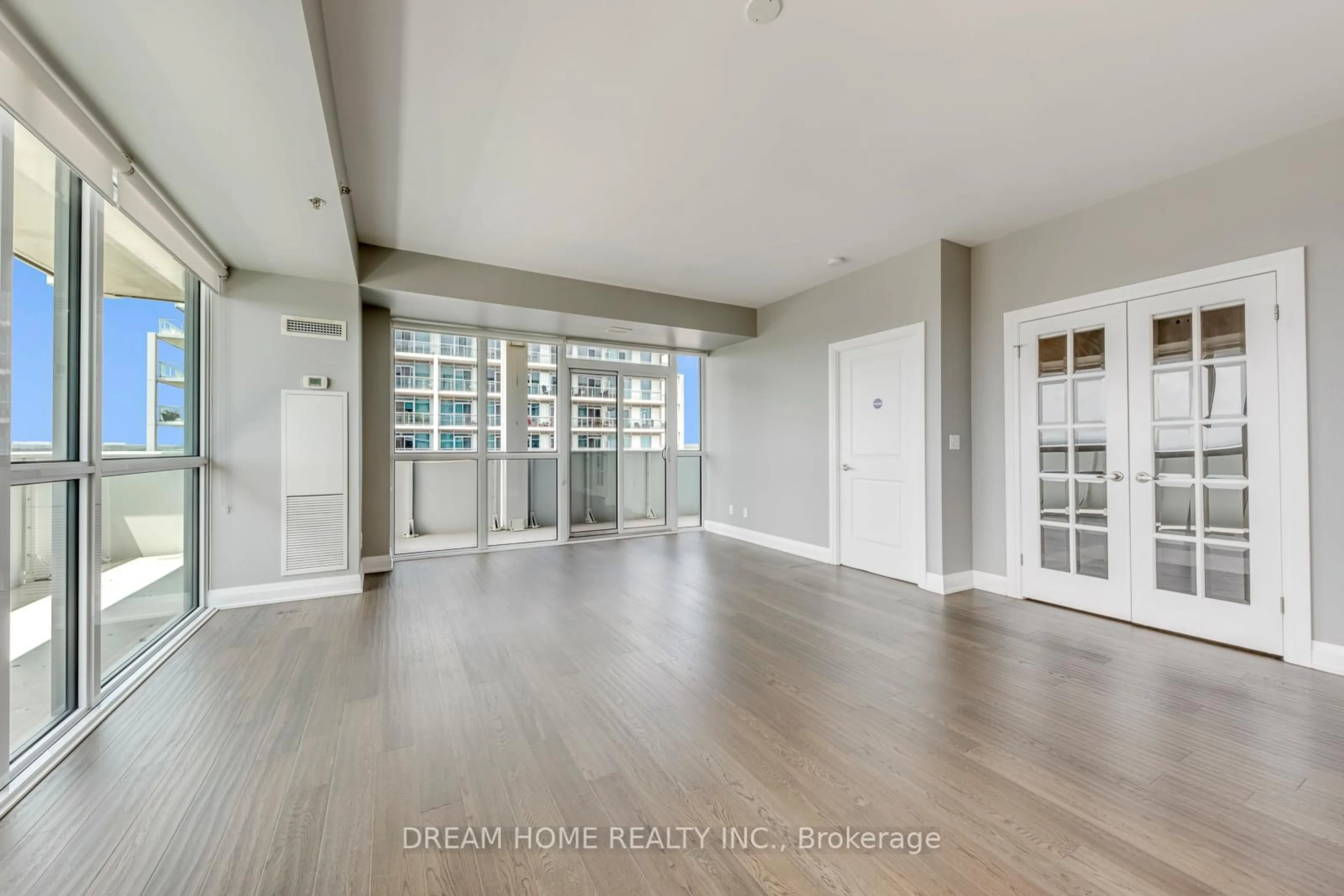 Unknown for 55 SPEERS Rd #1609, Oakville Ontario L6K 0H9