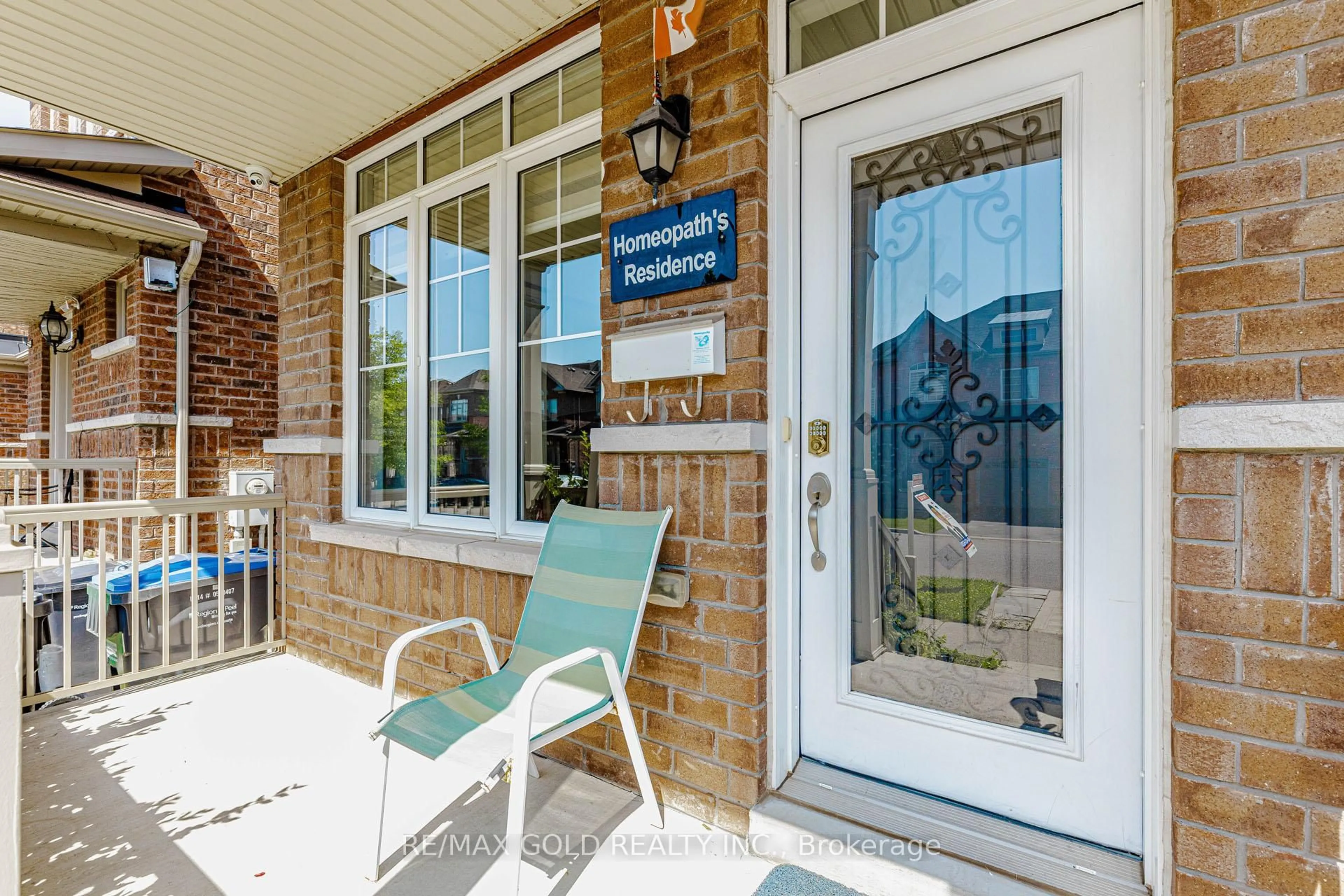 Unknown for 12 Fitzgibson St, Brampton Ontario L6Y 5Y5
