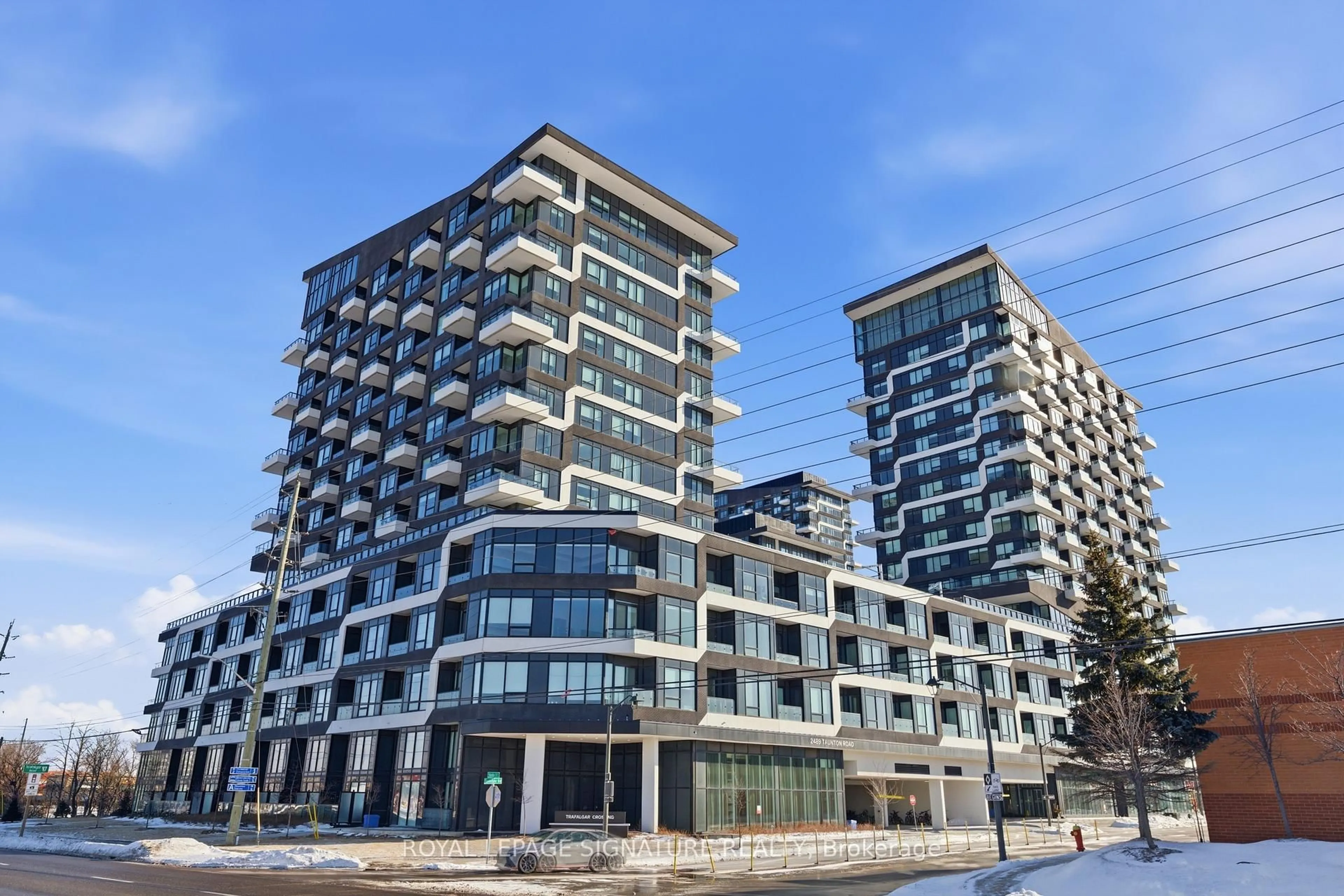 Unknown for 2489 Taunton Rd #713, Oakville Ontario L6H 3R9