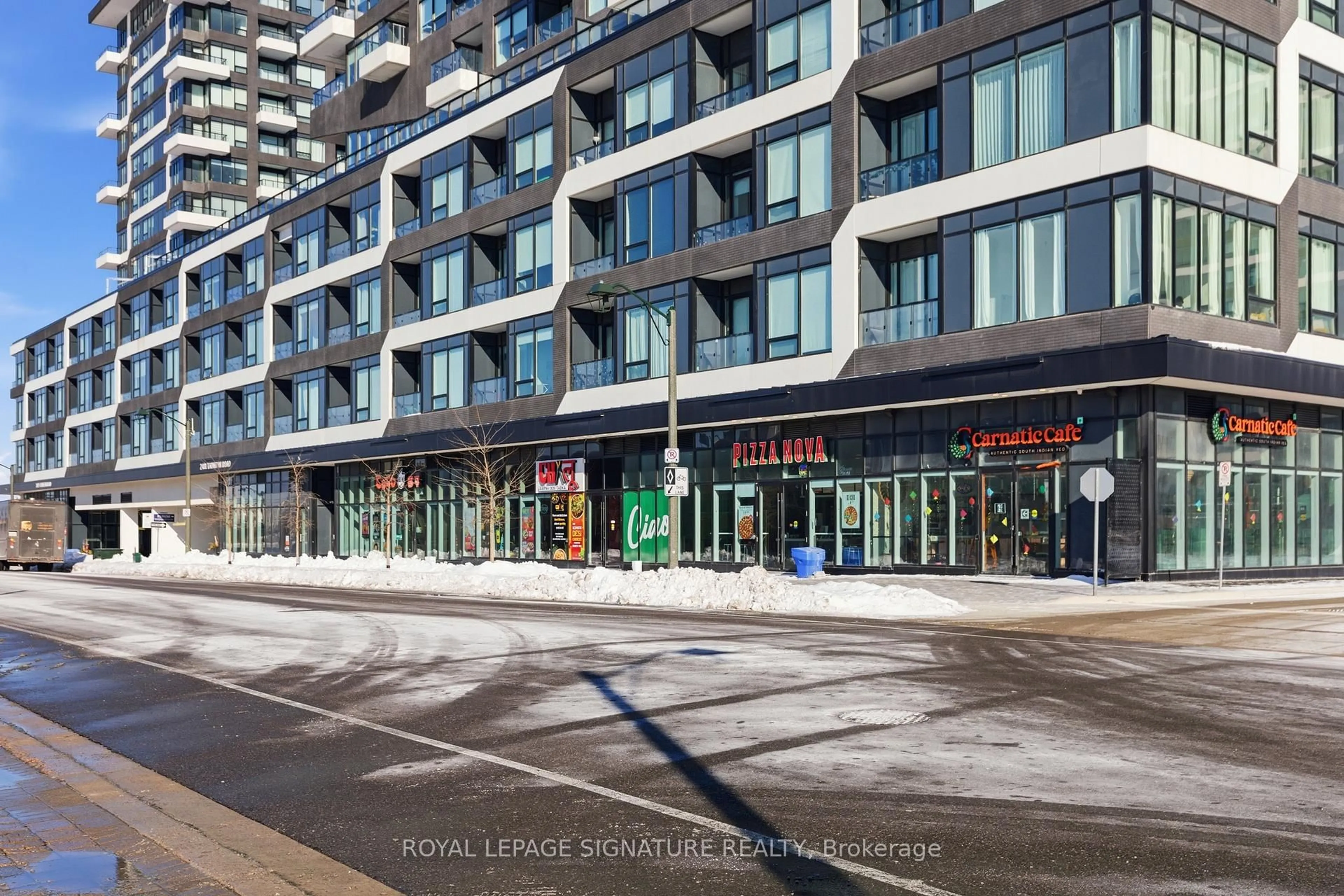 Unknown for 2489 Taunton Rd #713, Oakville Ontario L6H 3R9