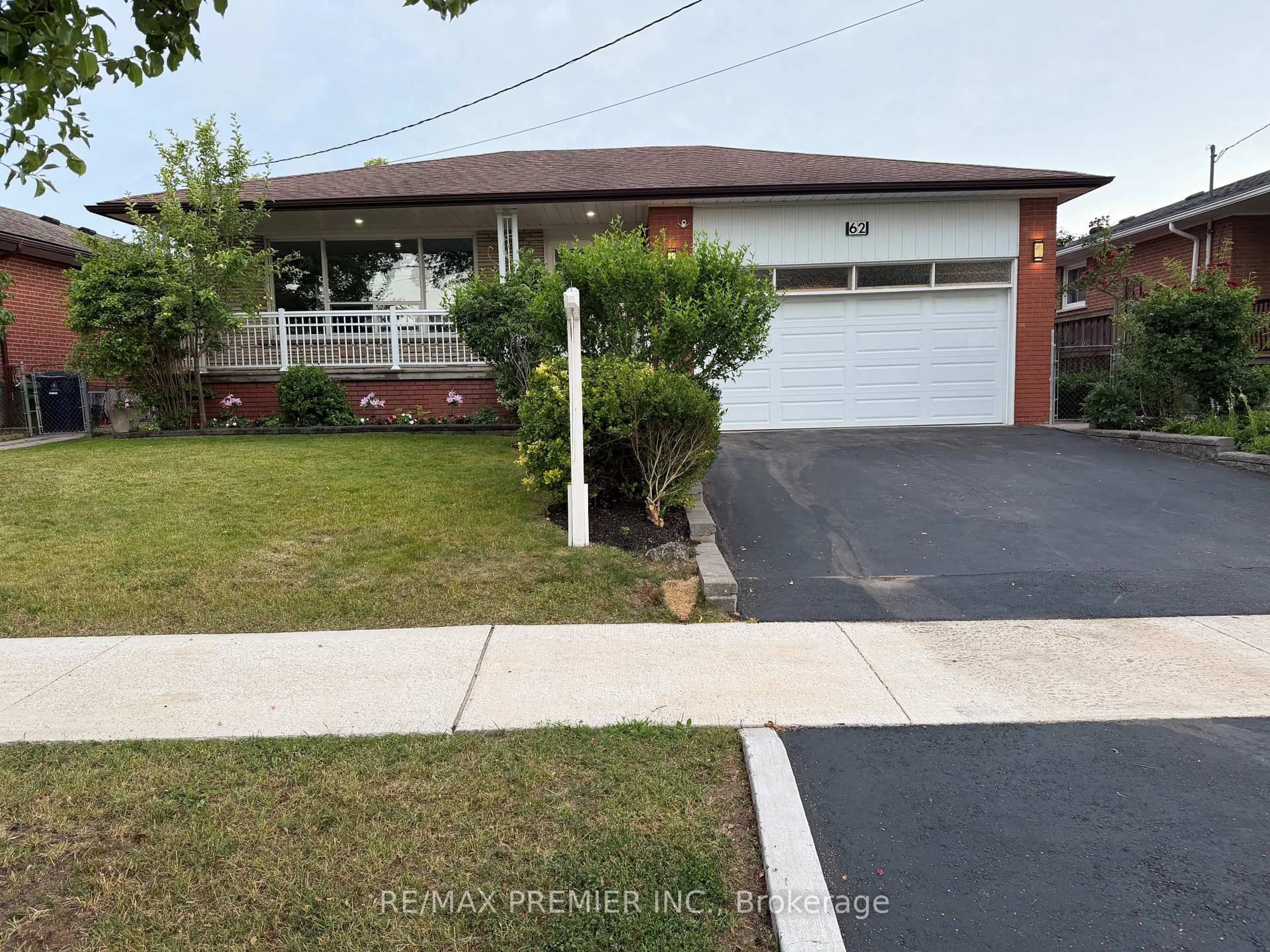 Unknown for 62 Keegan Cres, Toronto Ontario M3J 1G2