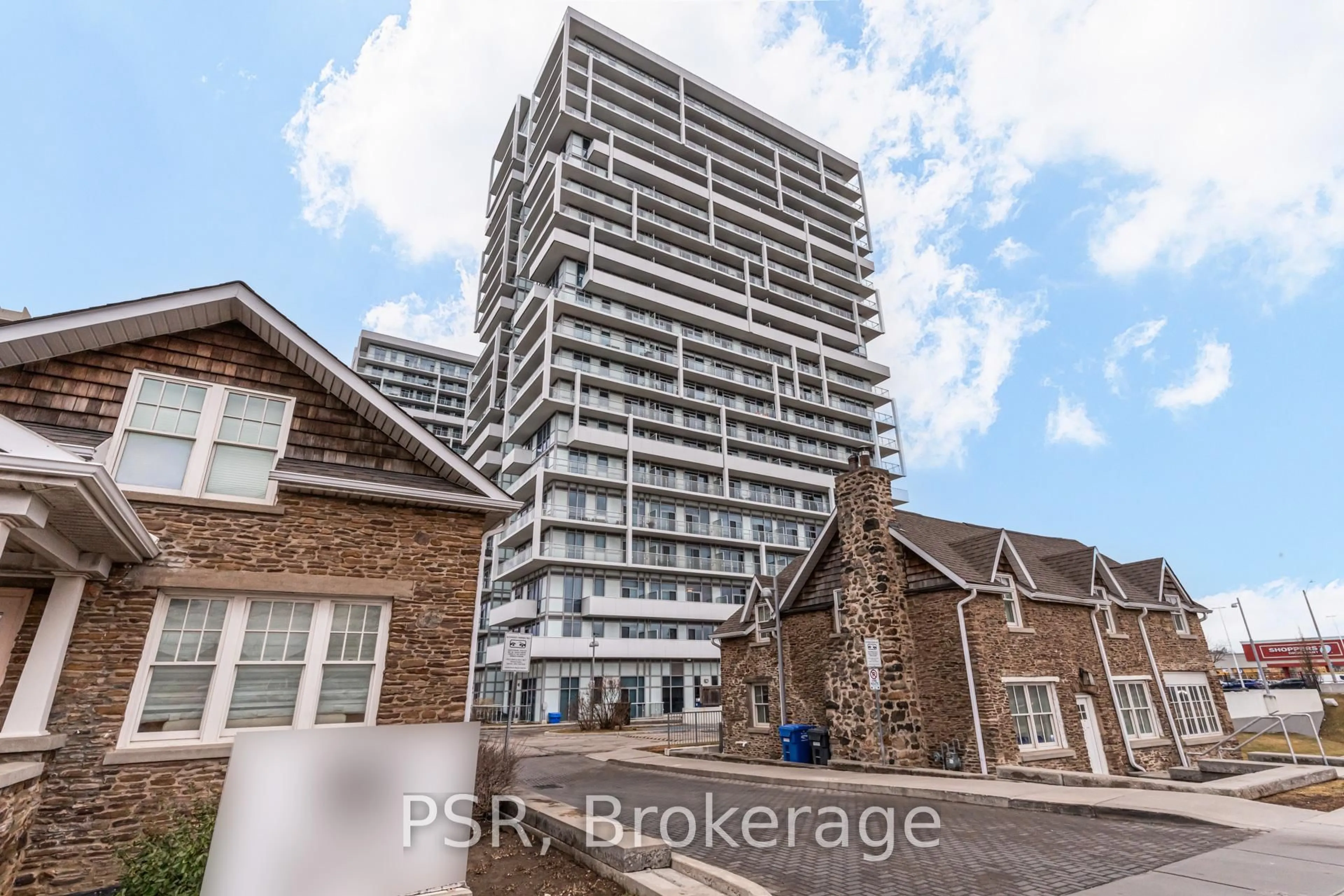 A pic from outside/outdoor area/front of a property/back of a property/a pic from drone, building for 65 Speers Rd #602, Oakville Ontario L6K 0J1
