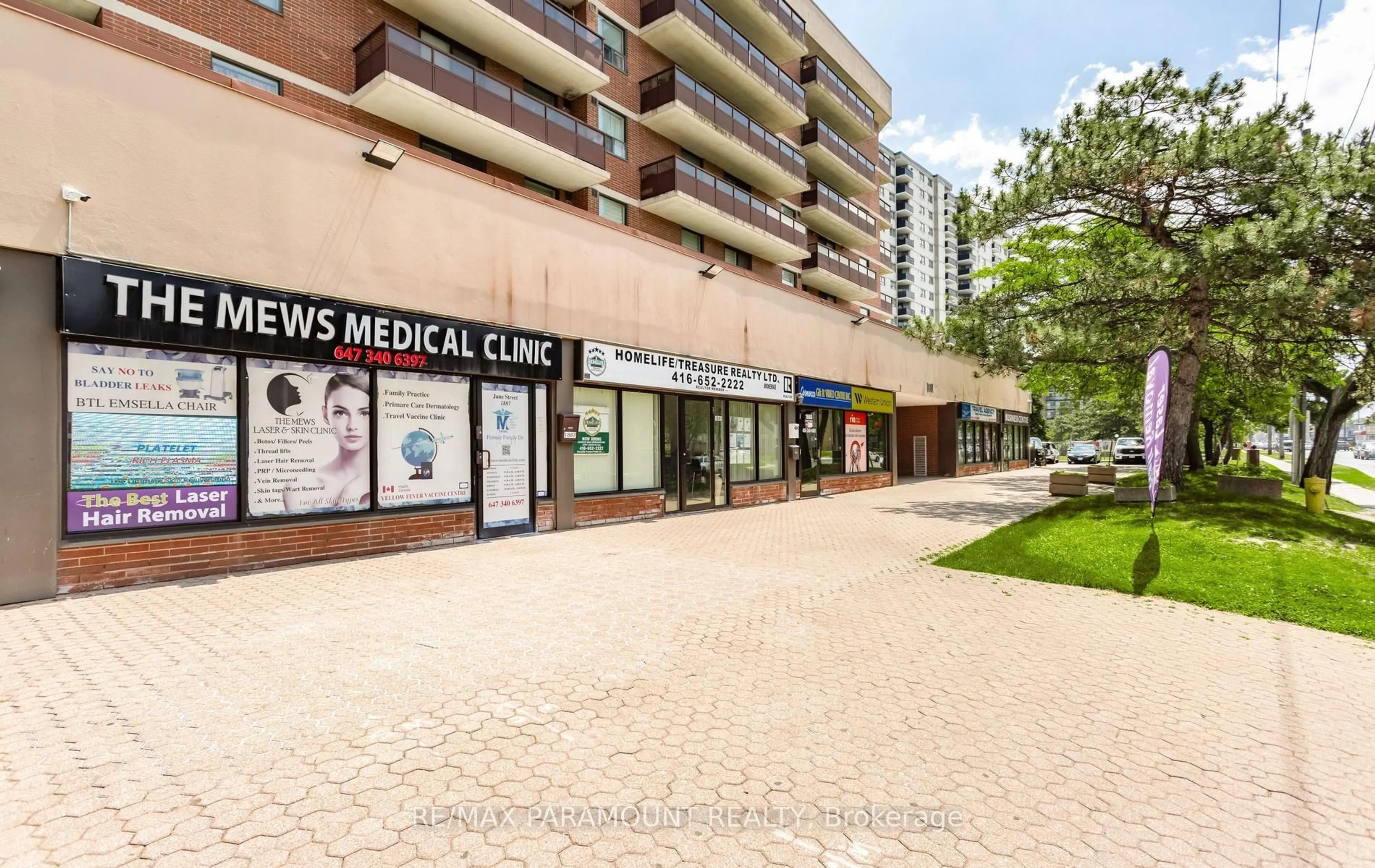 Unknown for 1881 Jane St #303, Toronto Ontario M9N 3S7