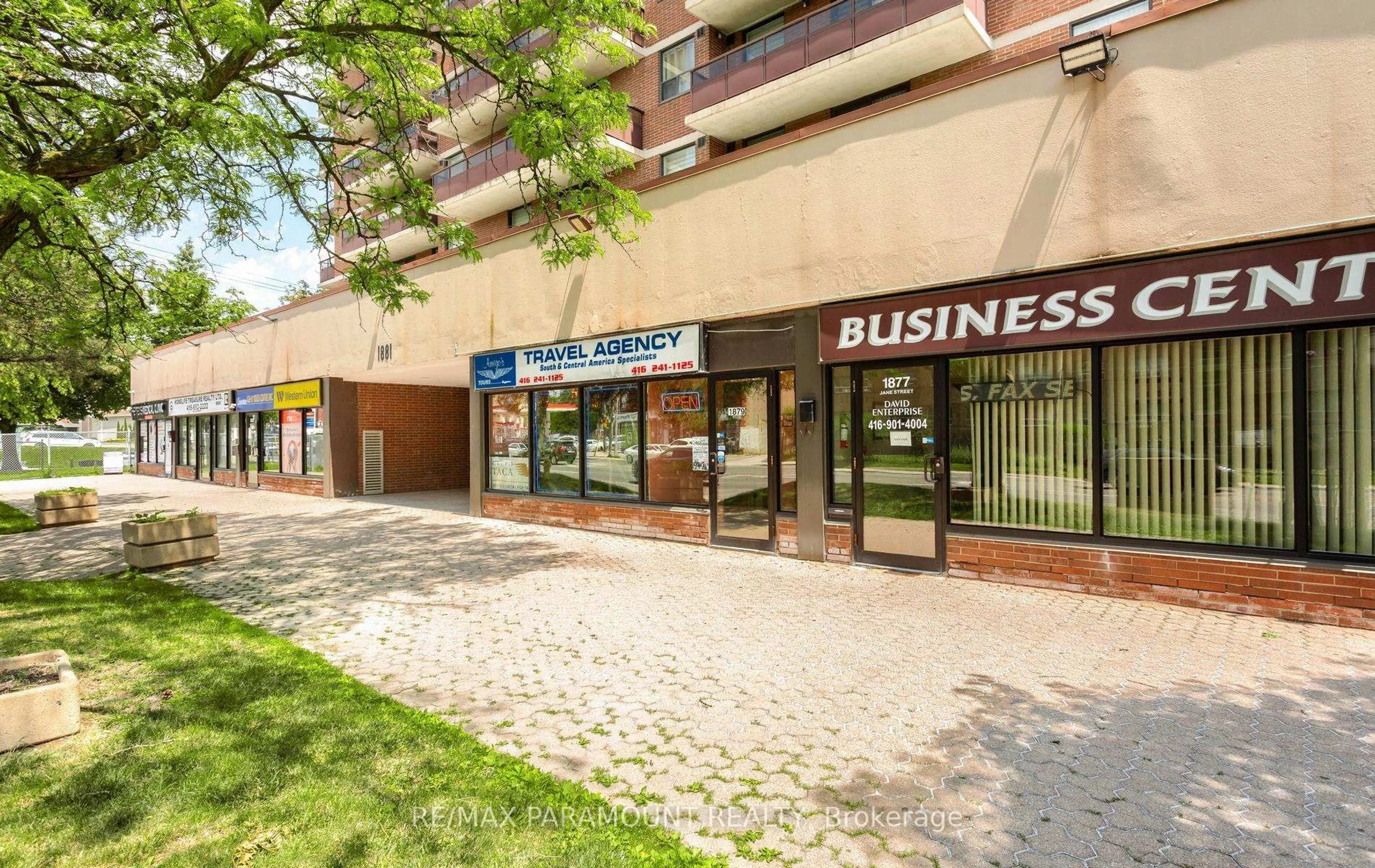 Patio, building for 1881 Jane St #303, Toronto Ontario M9N 3S7