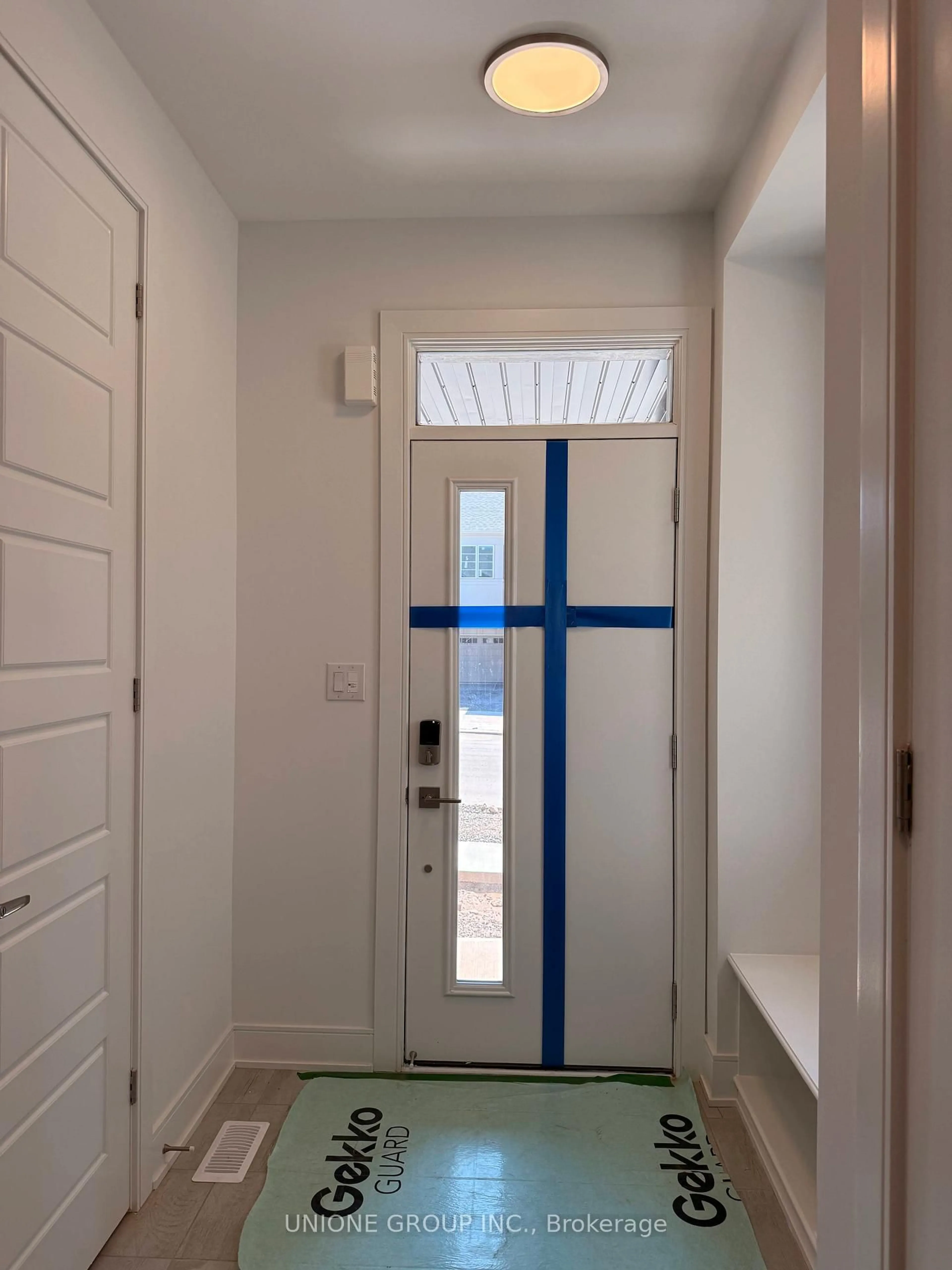 Indoor entryway for 3117 John Mckay Blvd, Oakville Ontario L6H 7G1