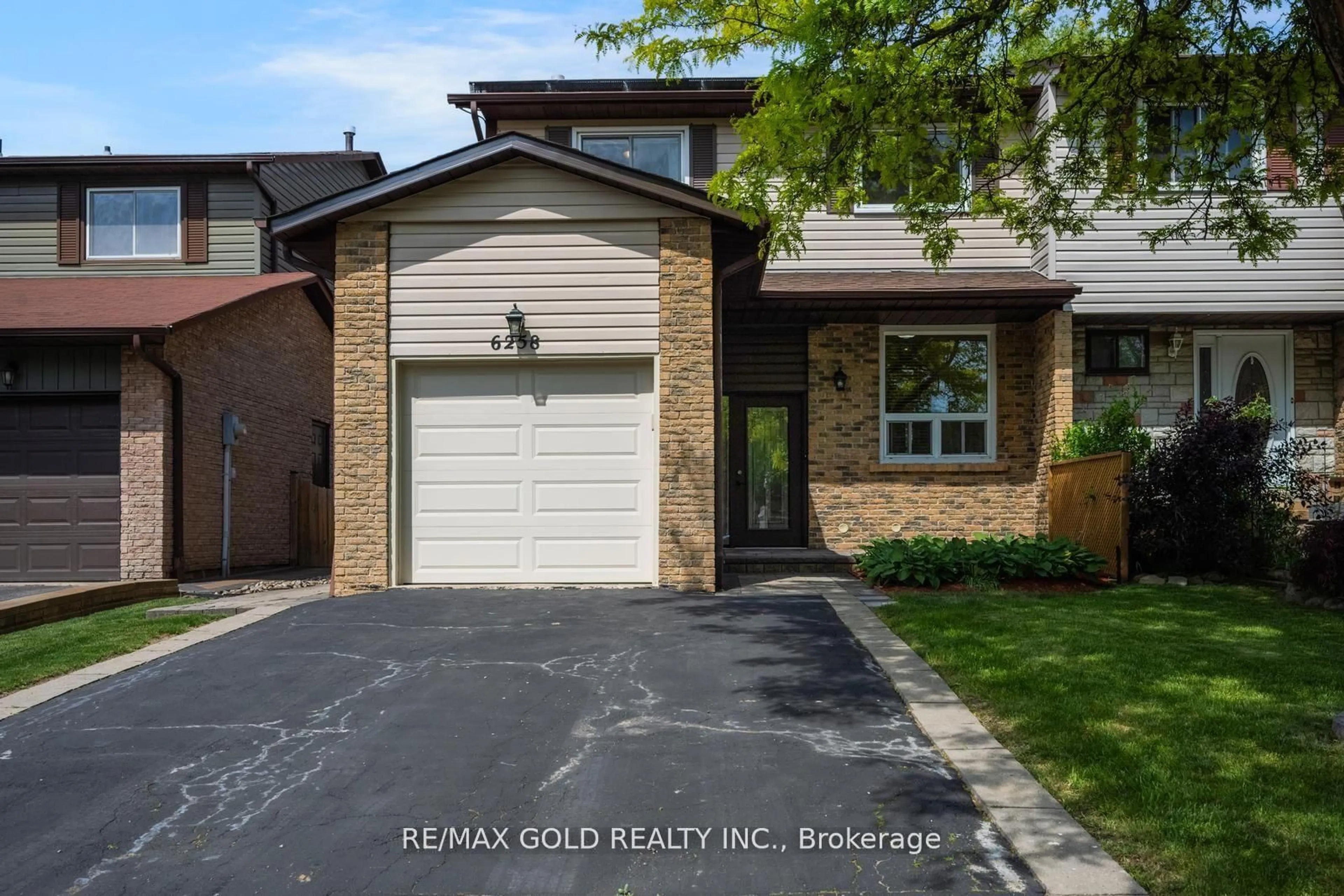Home with brick exterior material, street for 6258 Atherly Cres, Mississauga Ontario L5N 2J2