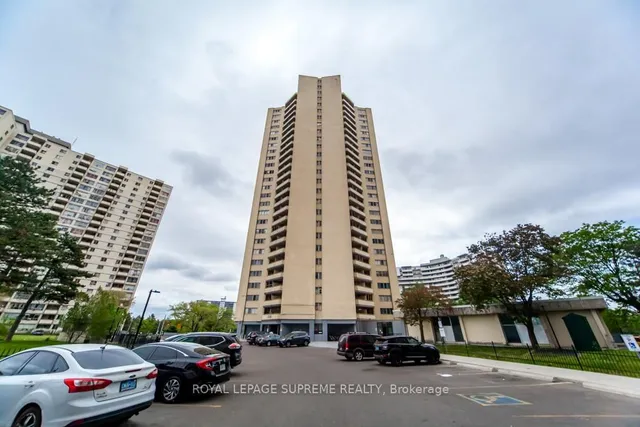 330 Dixon Rd #2101, Toronto 5