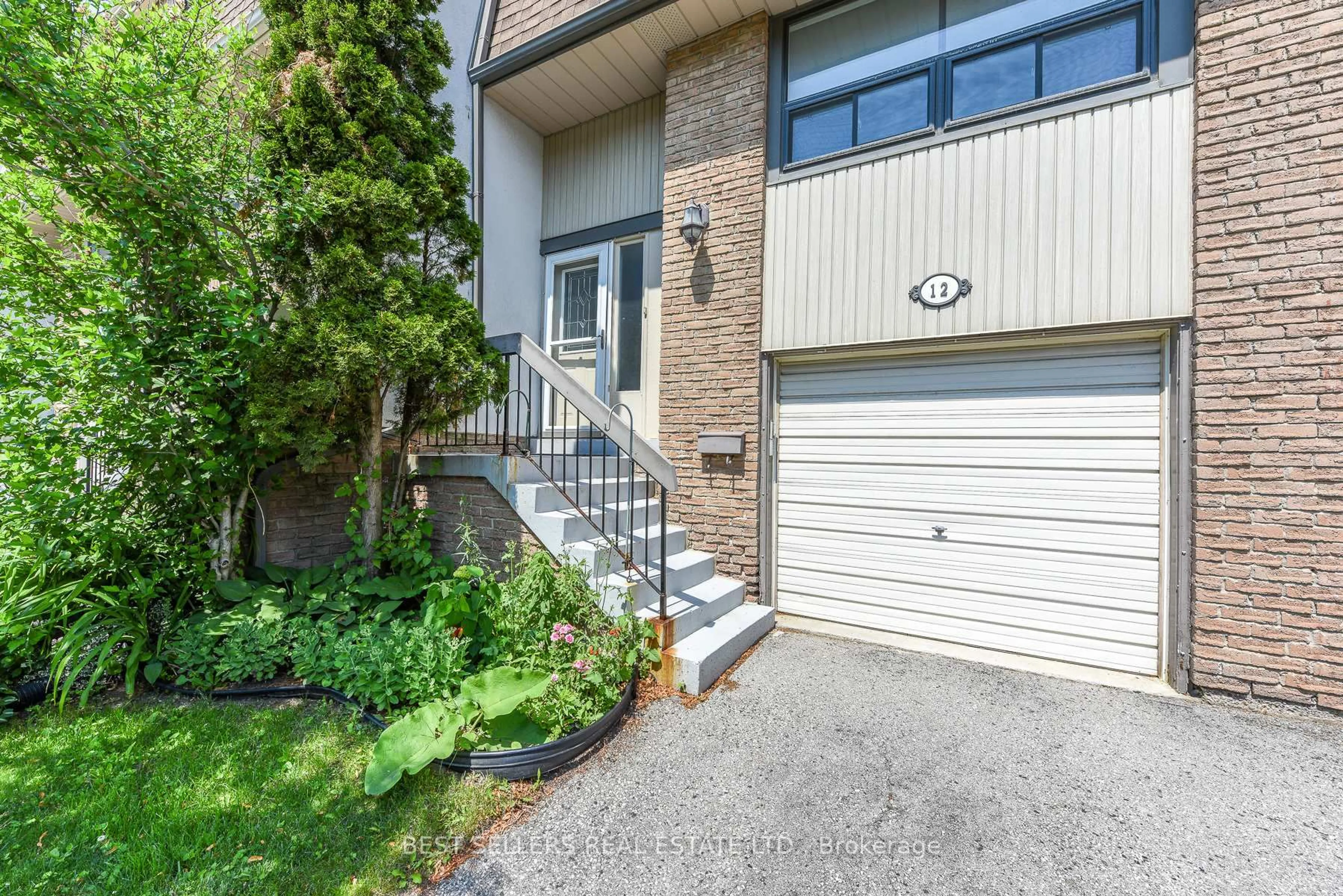 Unknown for 12 Ashton Cres #12, Brampton Ontario L6S 3J9