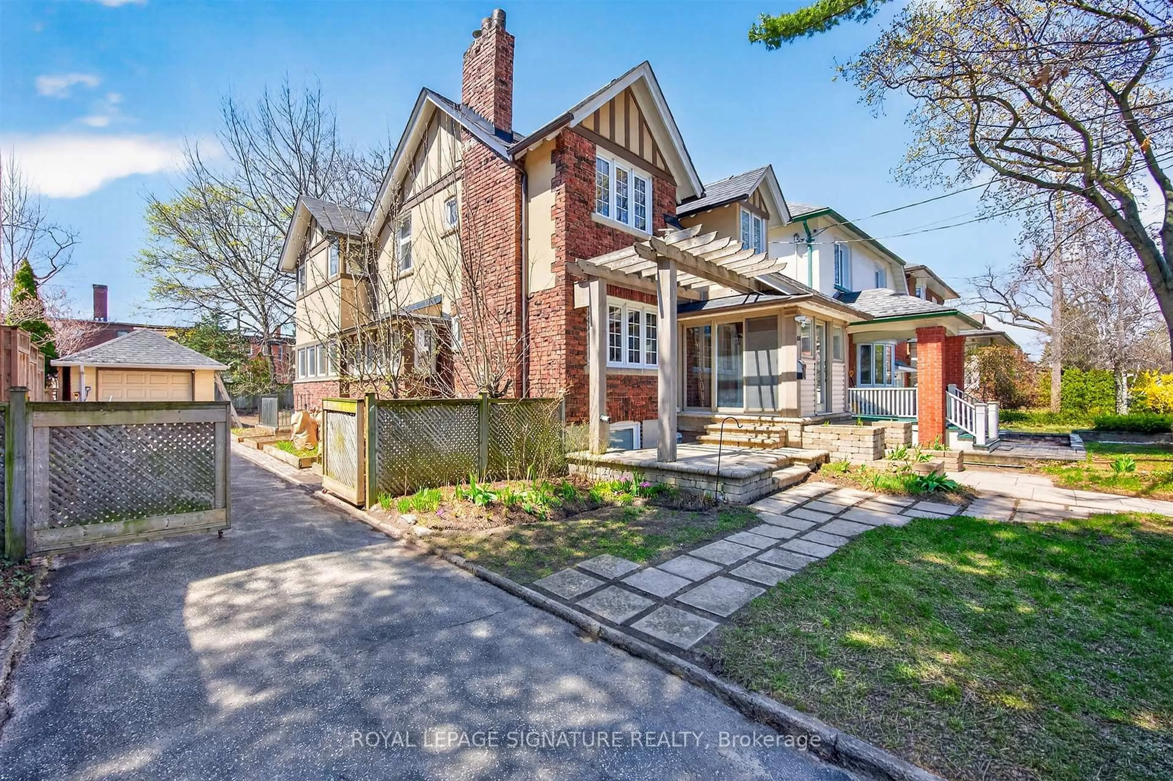 Home with brick exterior material, street for 426 Armadale Ave, Toronto Ontario M6S 3X8