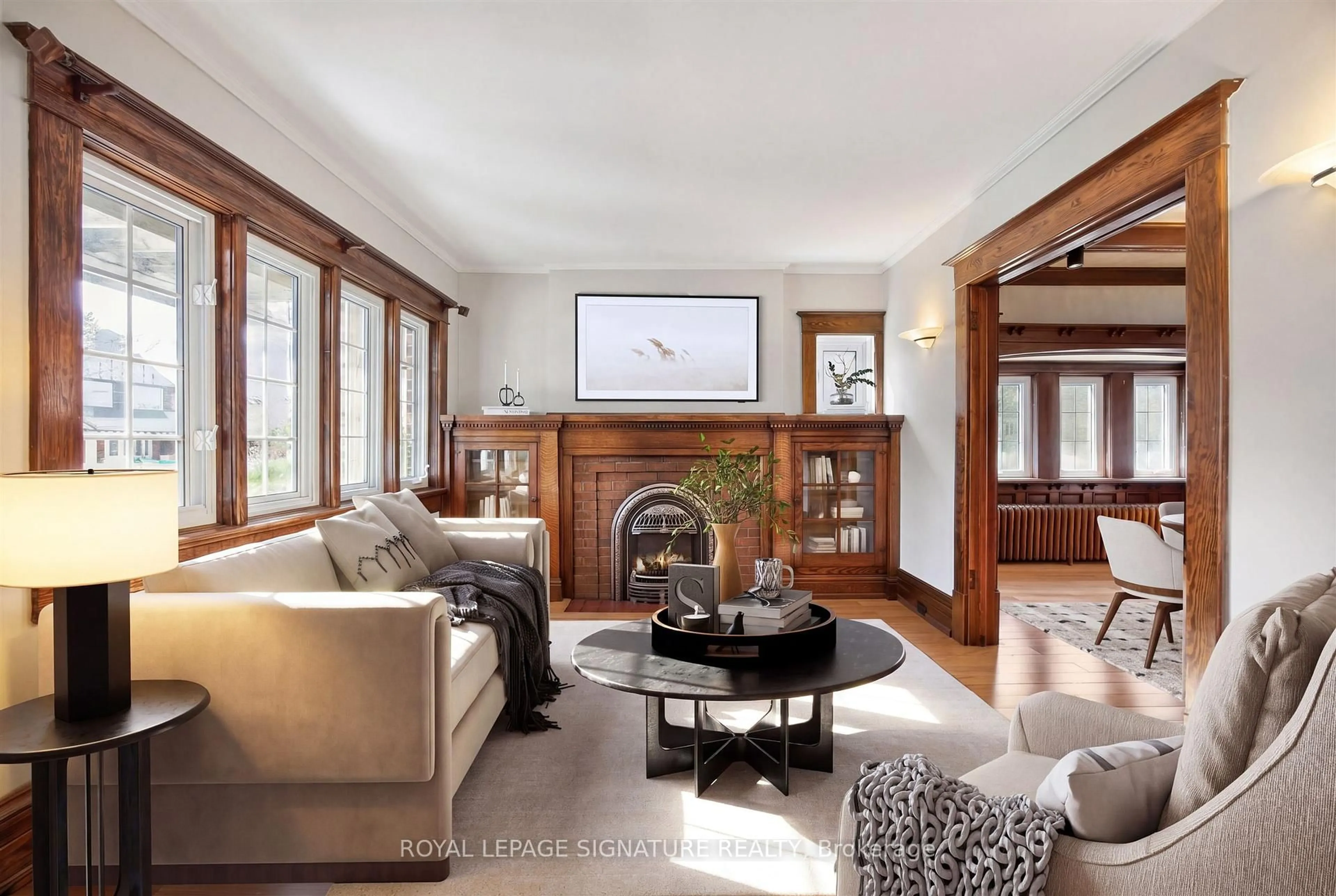Living room with furniture, unknown for 426 Armadale Ave, Toronto Ontario M6S 3X8