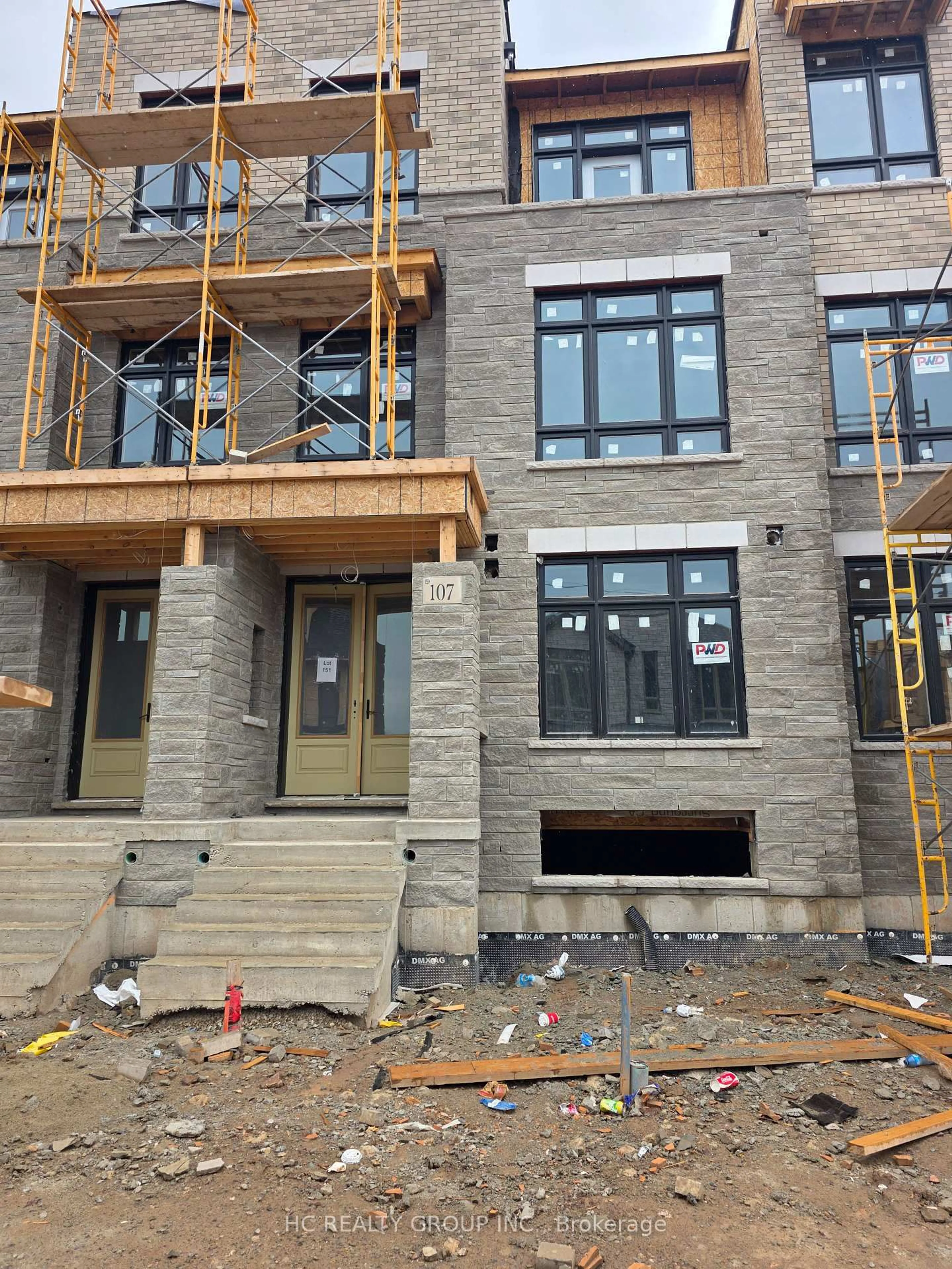 Home with brick exterior material, building for 107 Jack Bowerbank Blvd, Oakville Ontario L6M 4K1