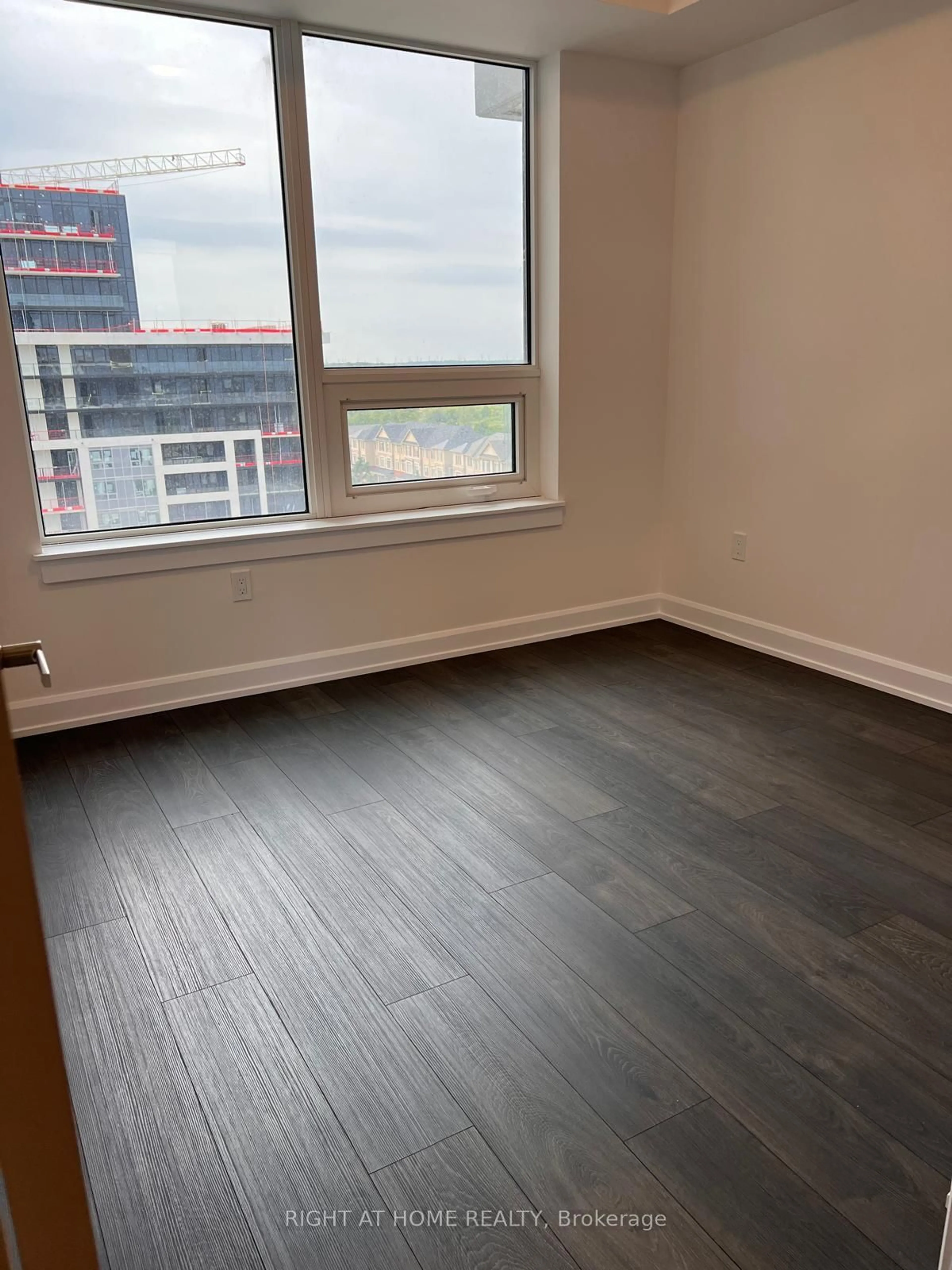A pic of a room for 3200 William Coltson Ave #802, Oakville Ontario L6H 7W6