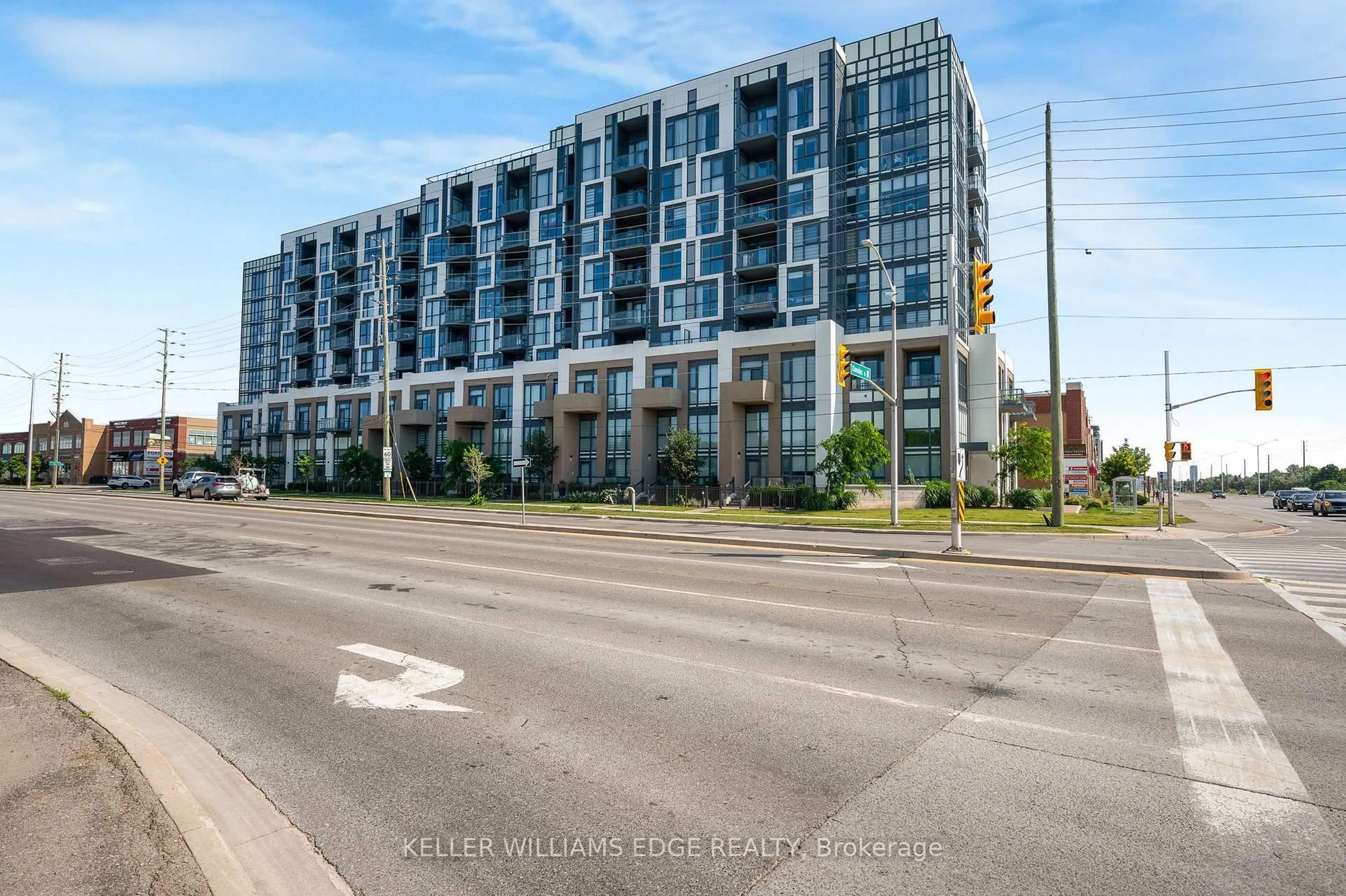 Unknown for 509 Dundas St #305, Oakville Ontario L6M 5P4