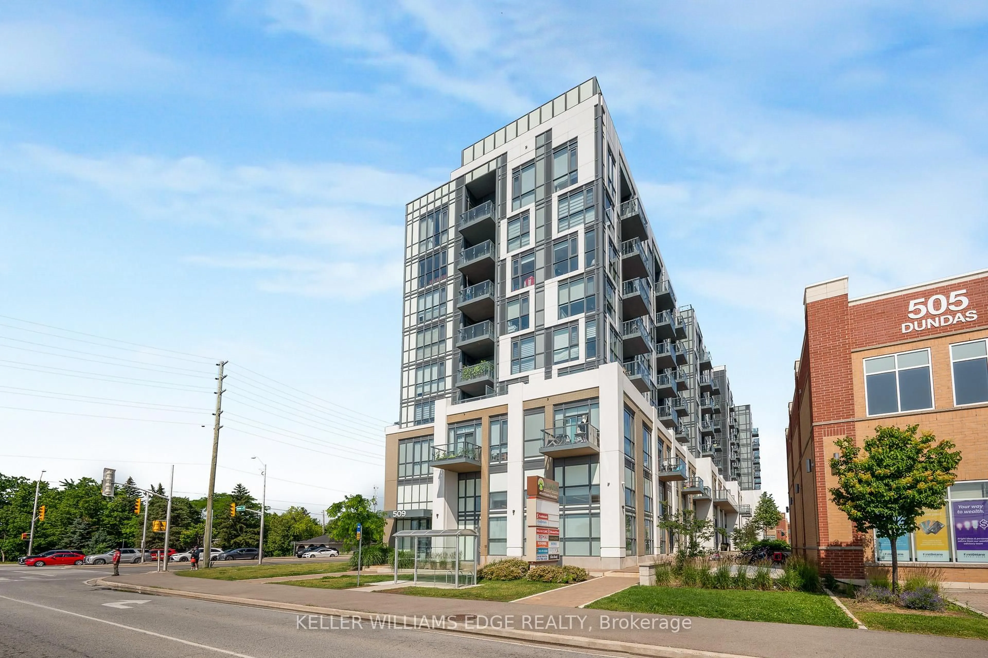 Unknown for 509 Dundas St #305, Oakville Ontario L6M 5P4