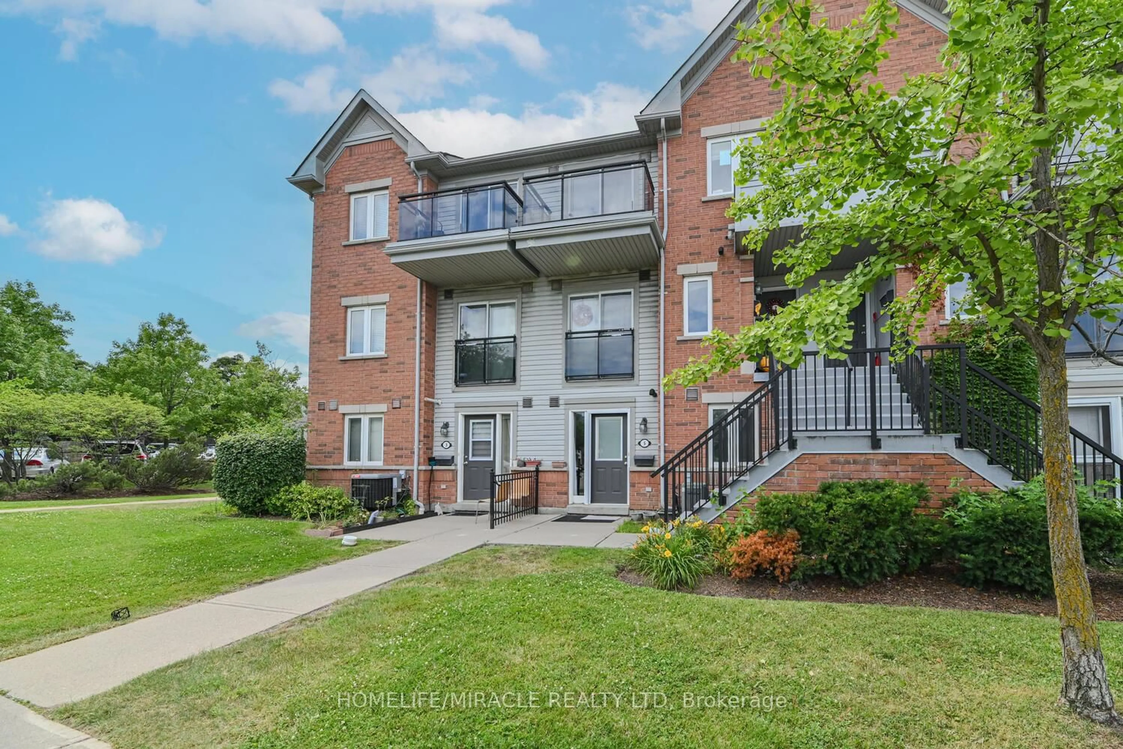 Unknown for 4620 Guildwood Way #5, Mississauga Ontario L5R 4H4