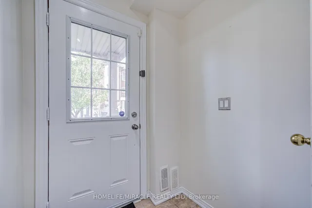 14 Rock Haven Lane, Brampton 3