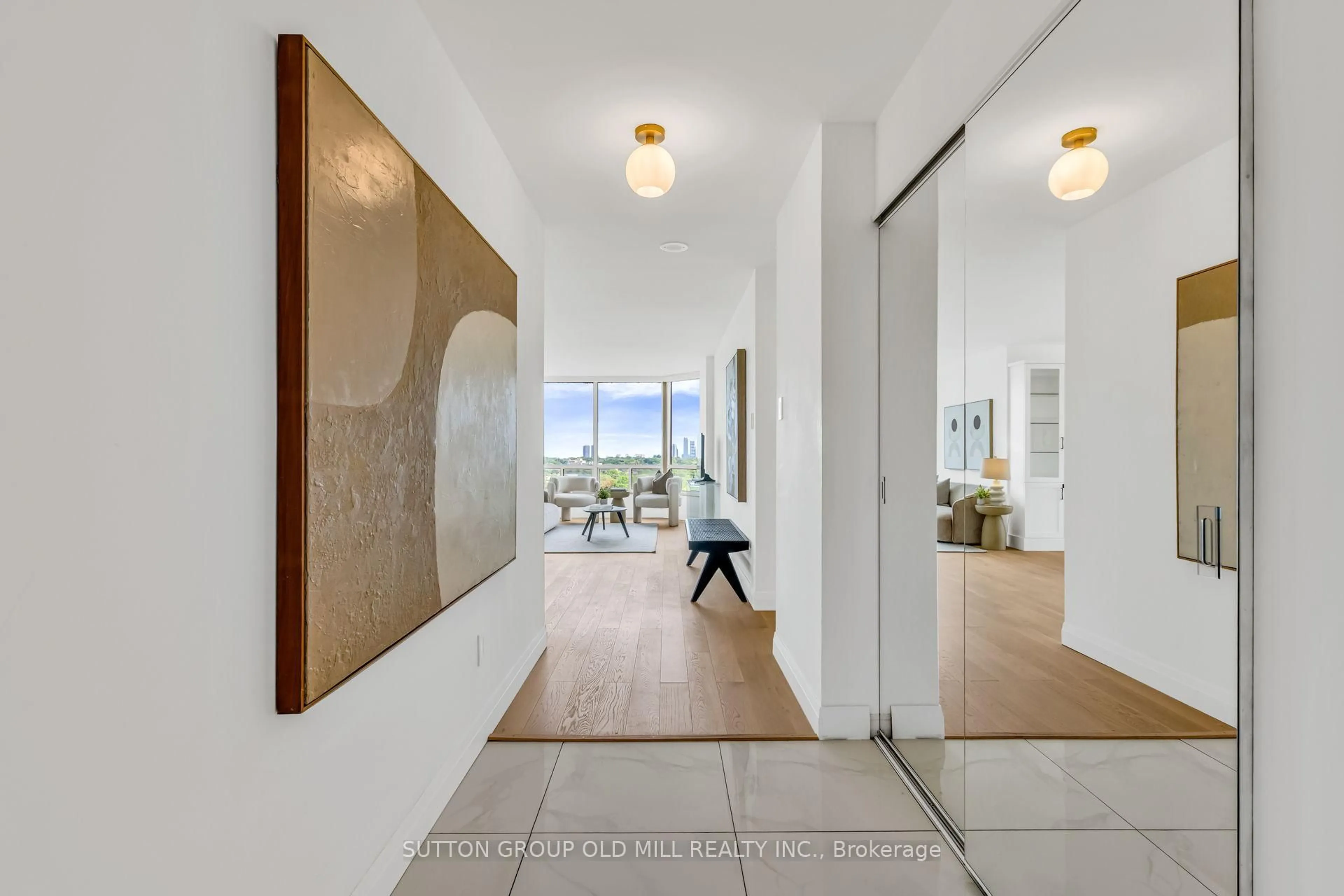 Indoor entryway for 1320 Islington Ave #1508, Toronto Ontario M9A 5C6